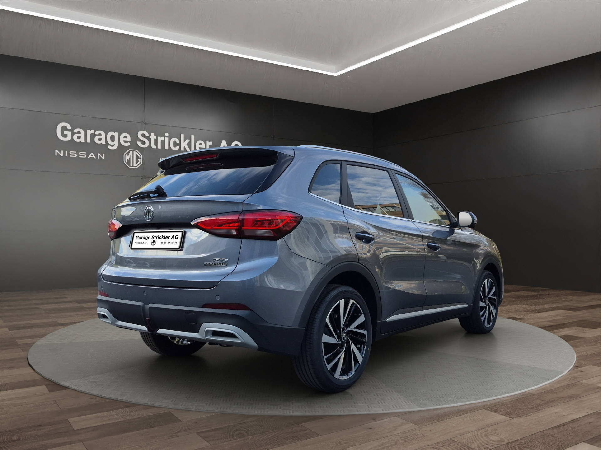 MG ZS 1.5 Hybrid+ Luxury-image-4