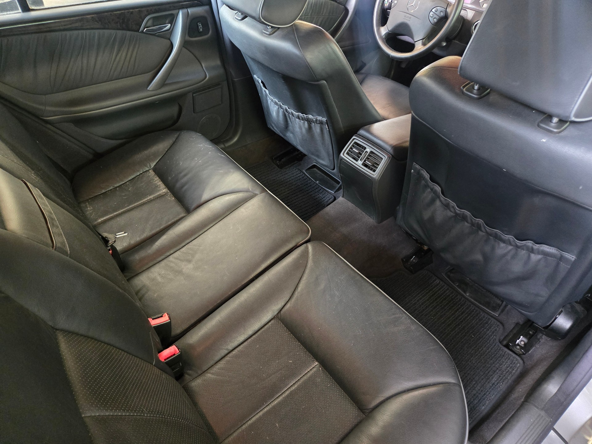 MERCEDES-BENZ E 240 Avantgarde-image-8