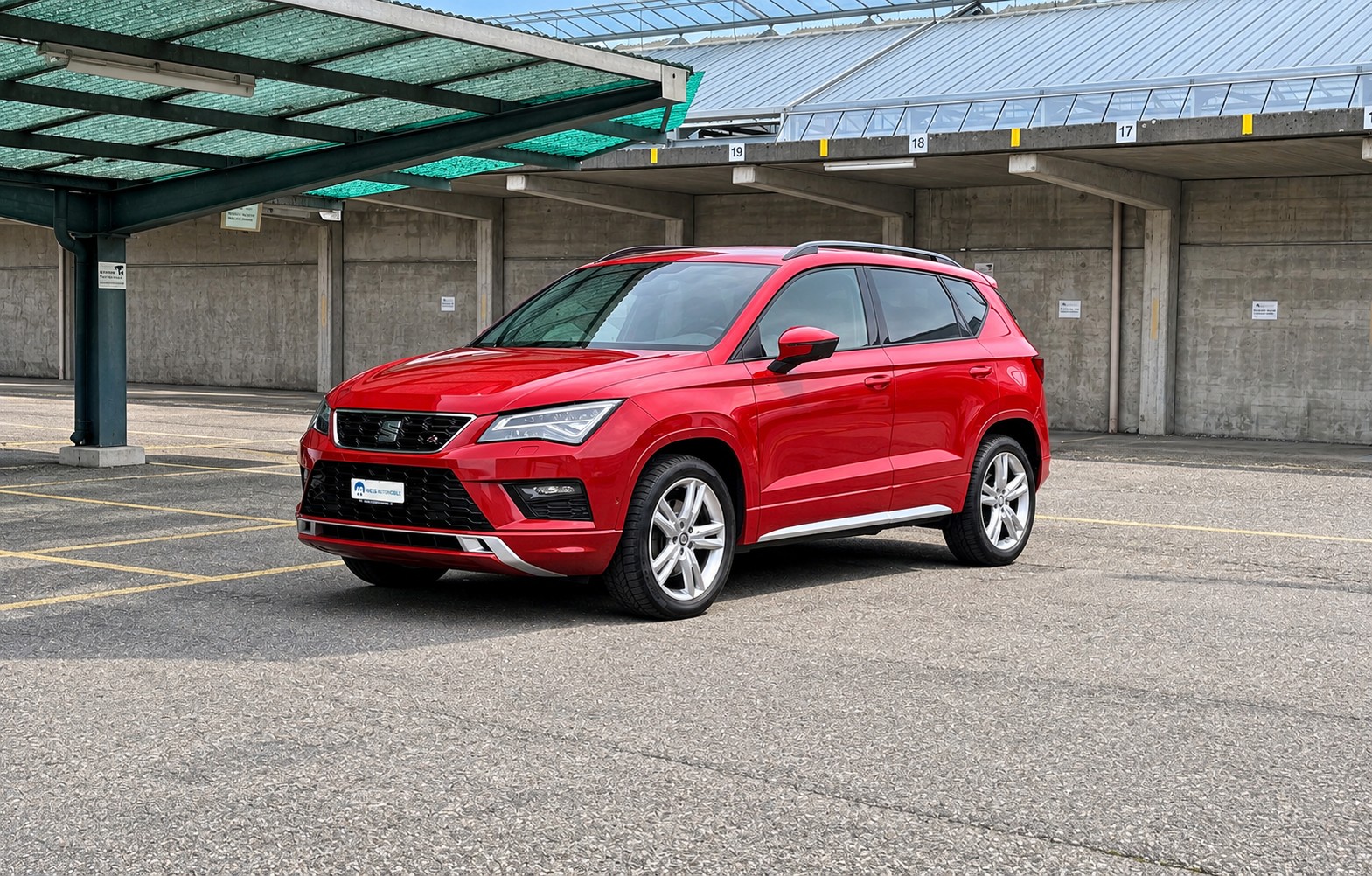 SEAT Ateca 2.0 TSI FR 4Drive DSG Standheizung & AHK-image-10