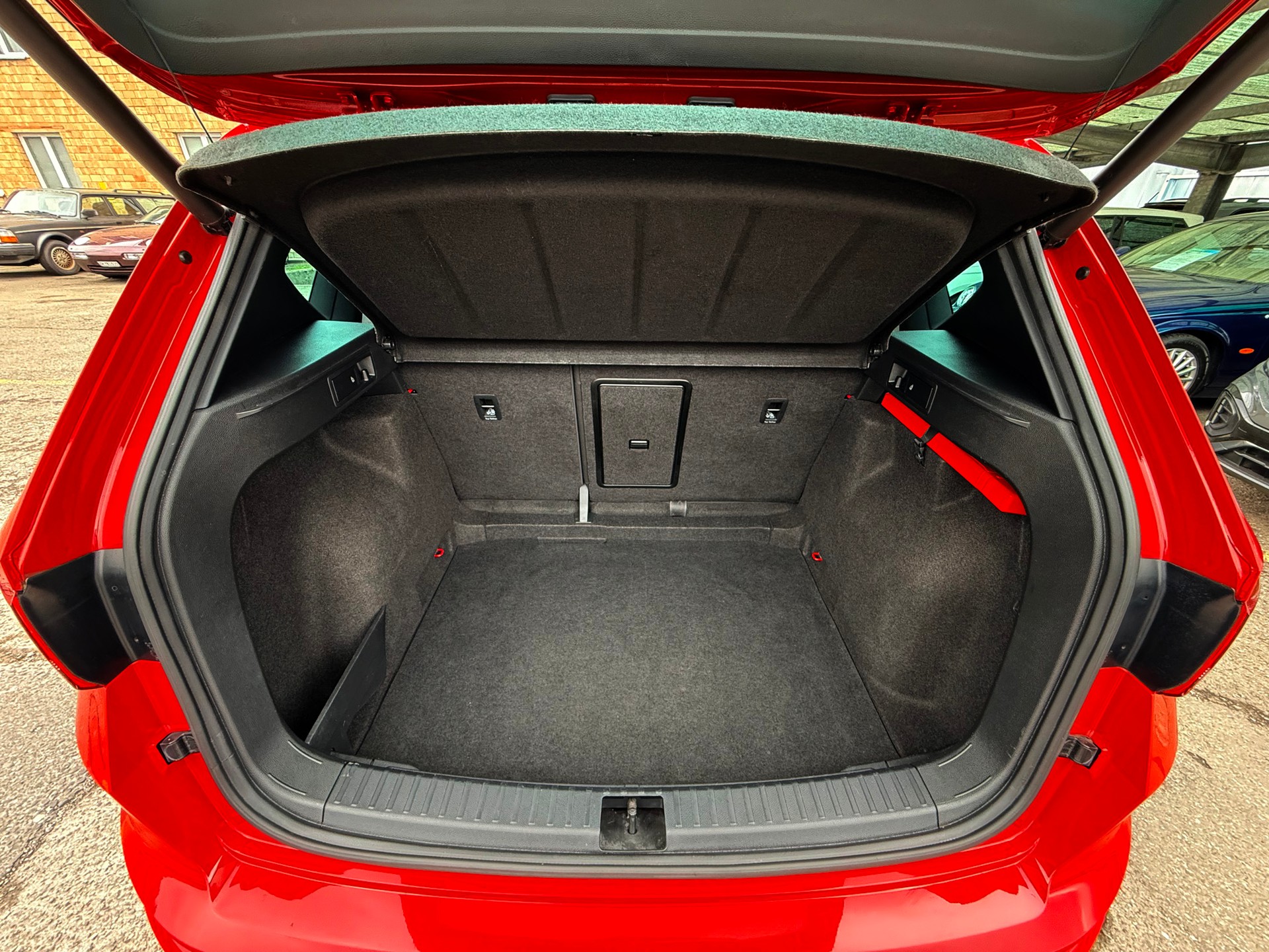 SEAT Ateca 2.0 TSI FR 4Drive DSG Standheizung-image-19