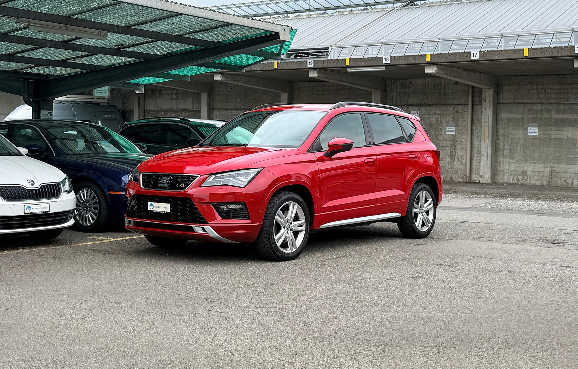 SEAT Ateca 2.0 TSI FR 4Drive DSG Standheizung-image-10