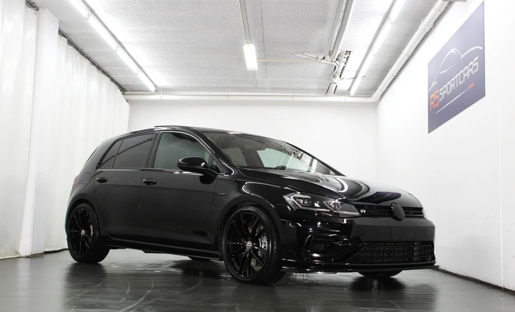 VW Golf 2.0 TSI R 4Motion DSG Performance Paket Akrapovic ABT 350PS / CH-Fahrzeug