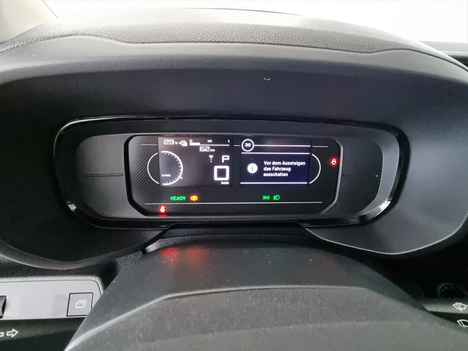 TOYOTA PROACE CITY Van L1 52KWh Active-image-10