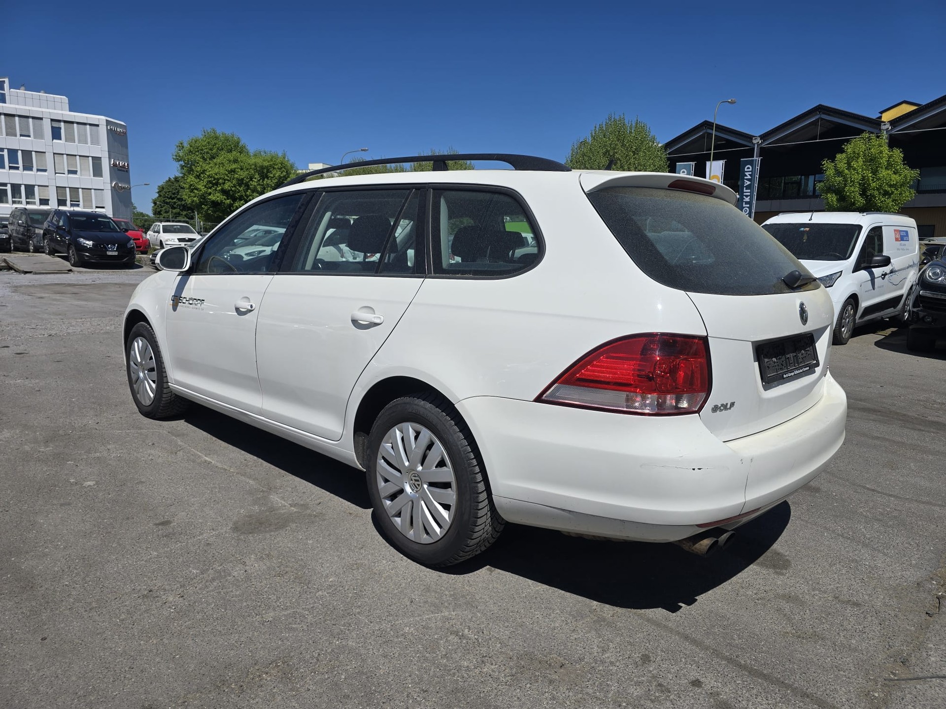 VW Golf Variant 1.6 TDI Comfortline 4Motion-image-5