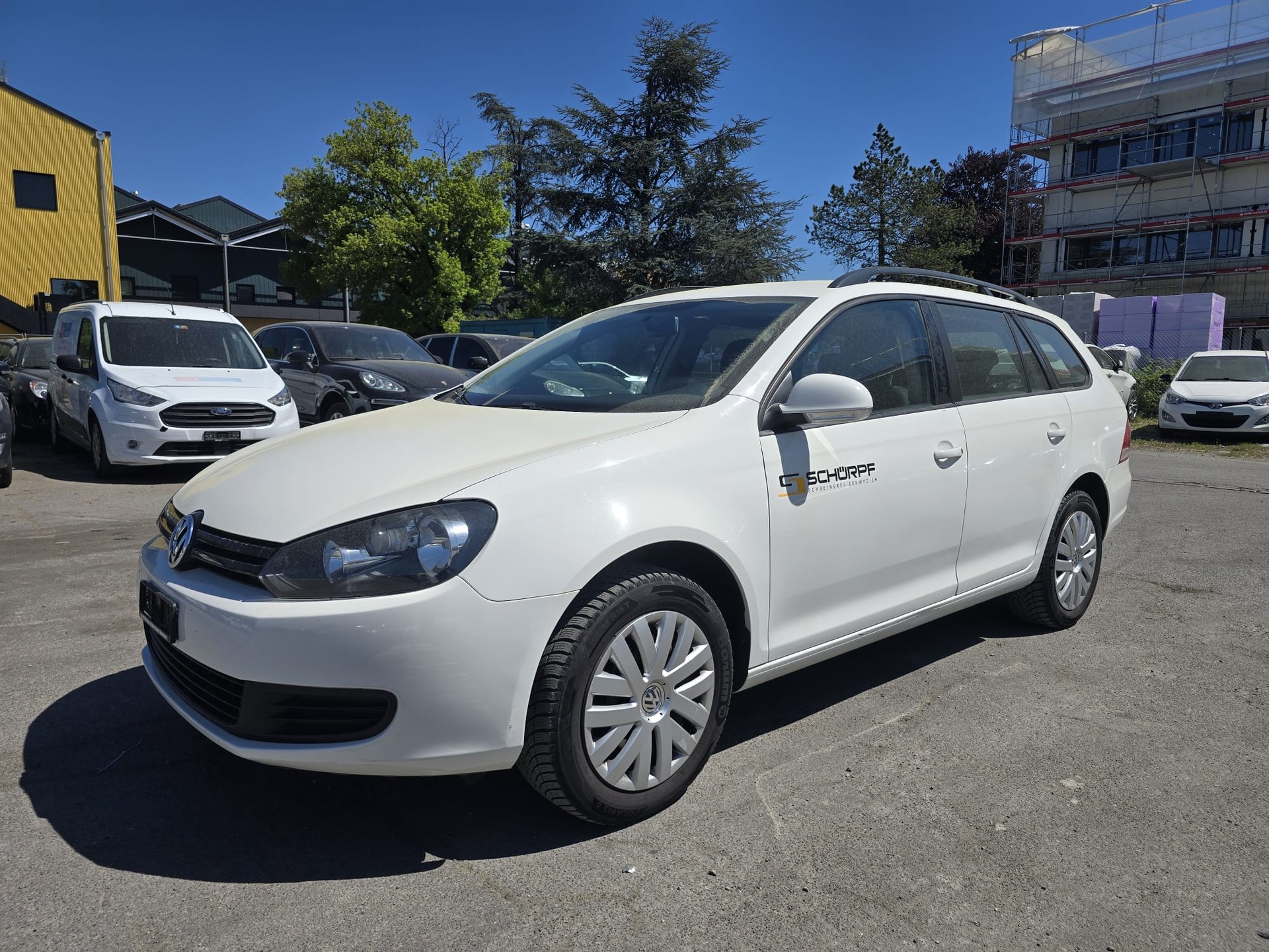 VW Golf Variant 1.6 TDI Comfortline 4Motion-image-2