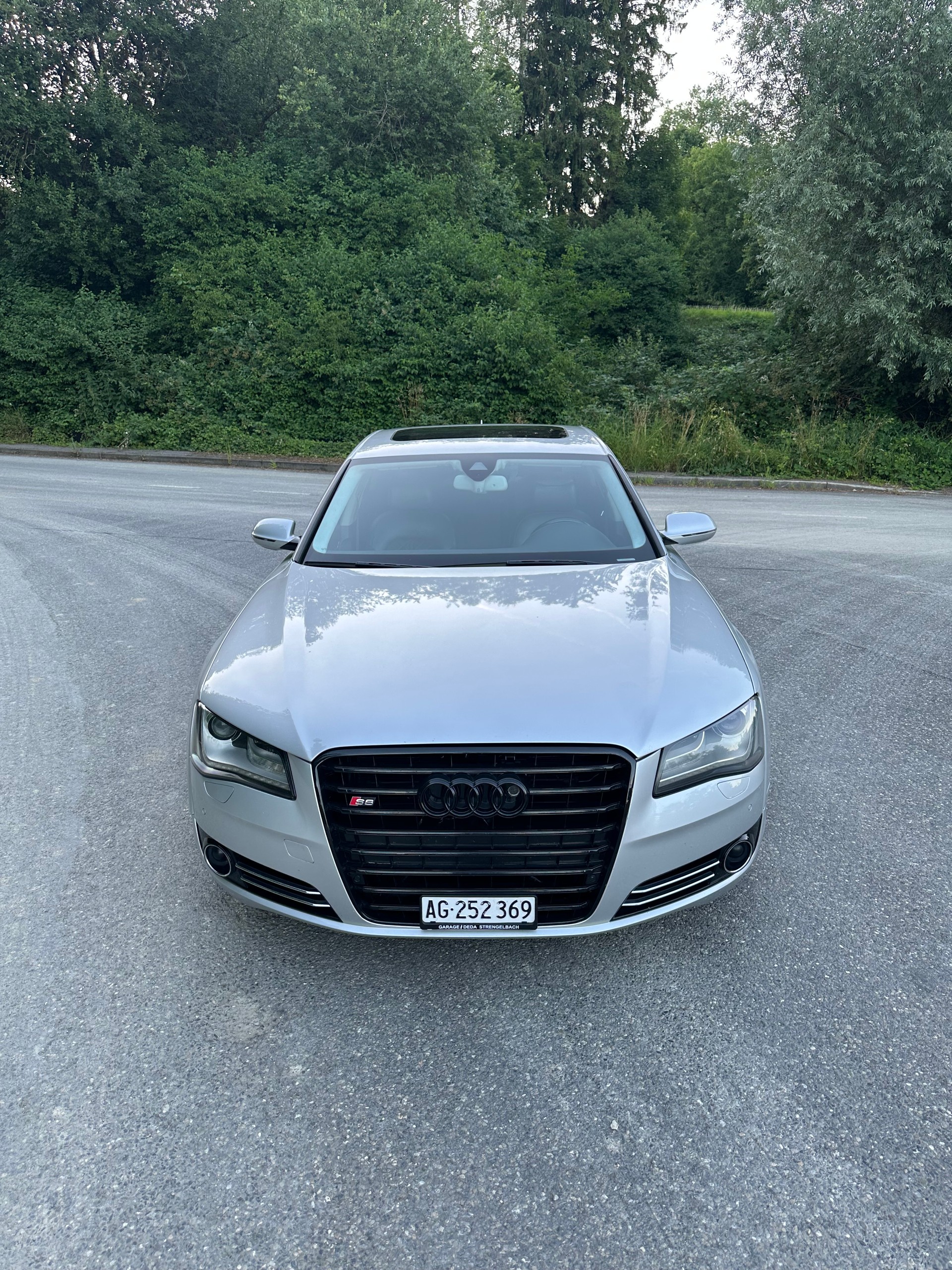 AUDI A8 4.2 TDI quattro tiptronic-image-1