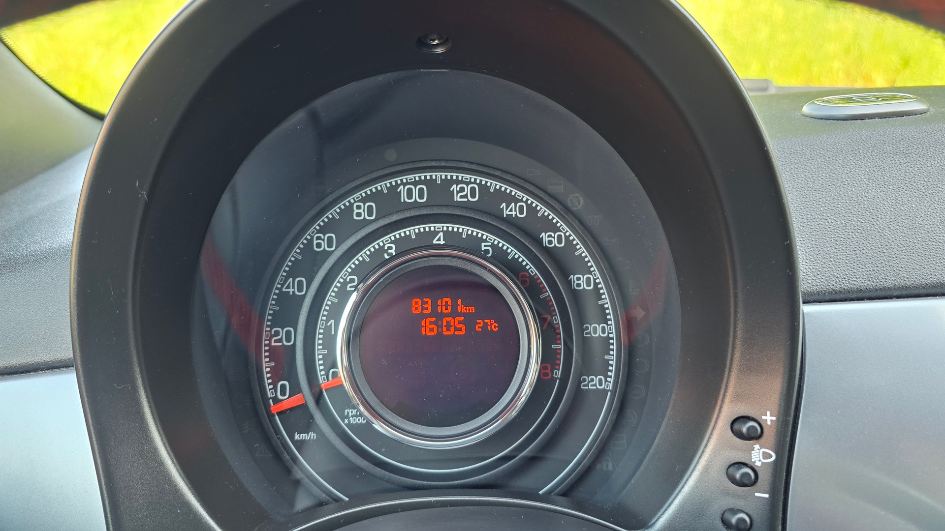 FIAT 500 1.4 16V S 100PS-image-14