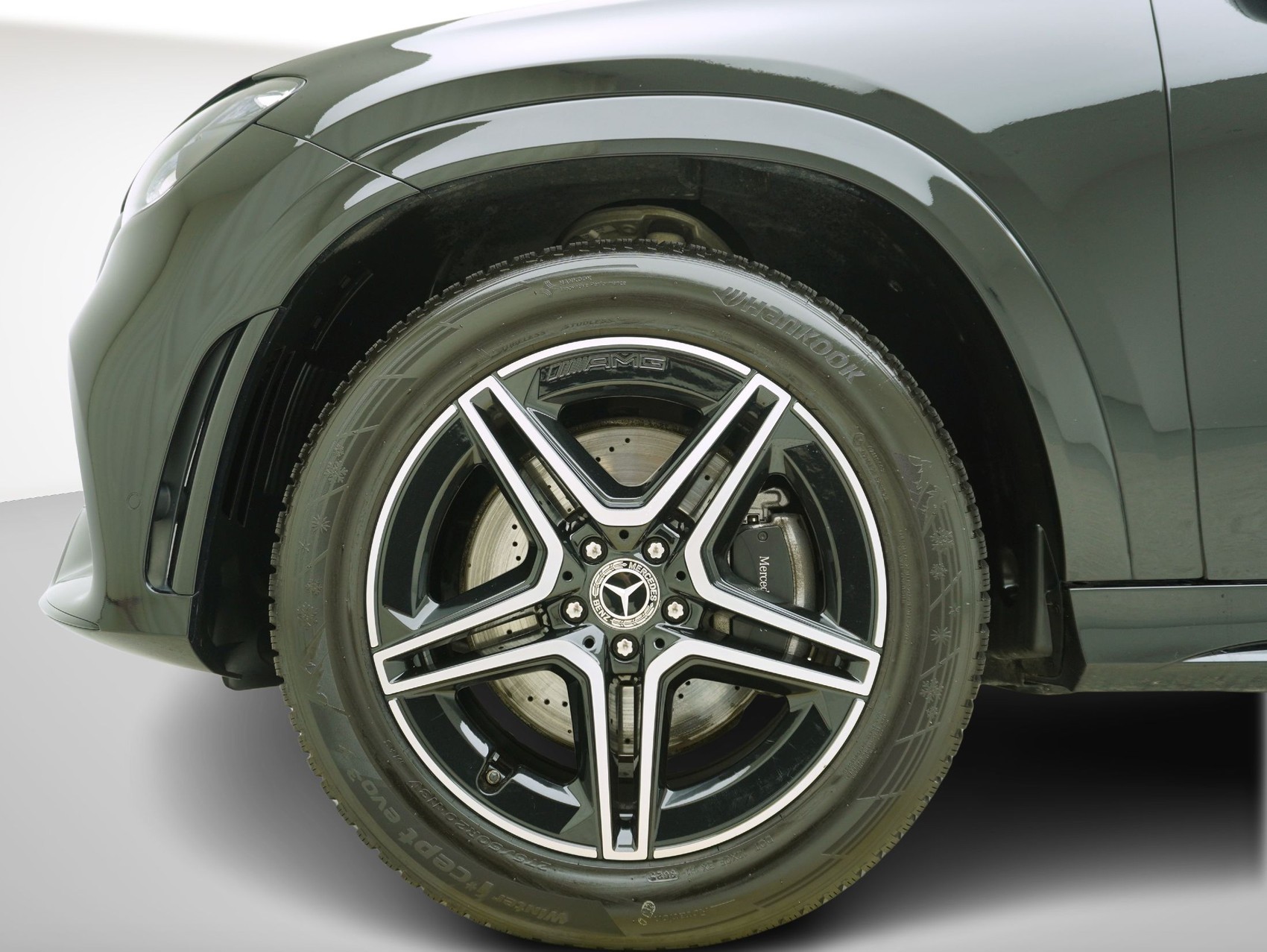 MERCEDES-BENZ GLE-Klasse GLE 300 d AMG Line 4matic-image-6