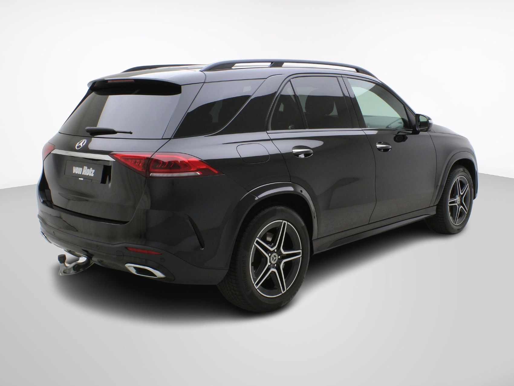 MERCEDES-BENZ GLE-Klasse GLE 300 d AMG Line 4matic-image-4