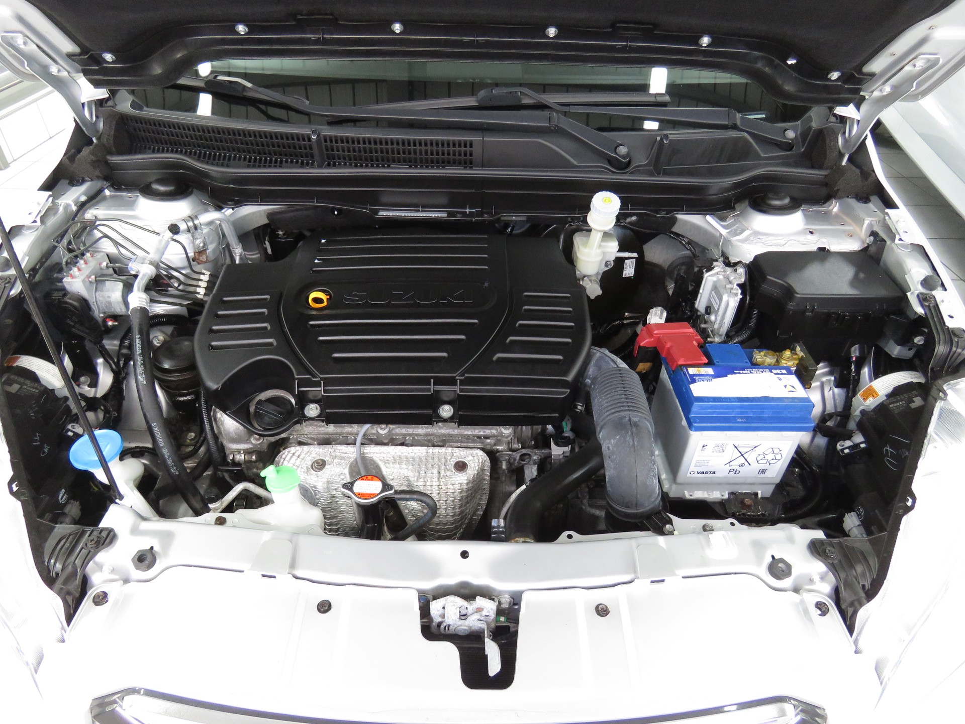 SUZUKI SX4 S-Cross 1.6 16V PizSulai 4WD CVT7 (Automat)-image-24