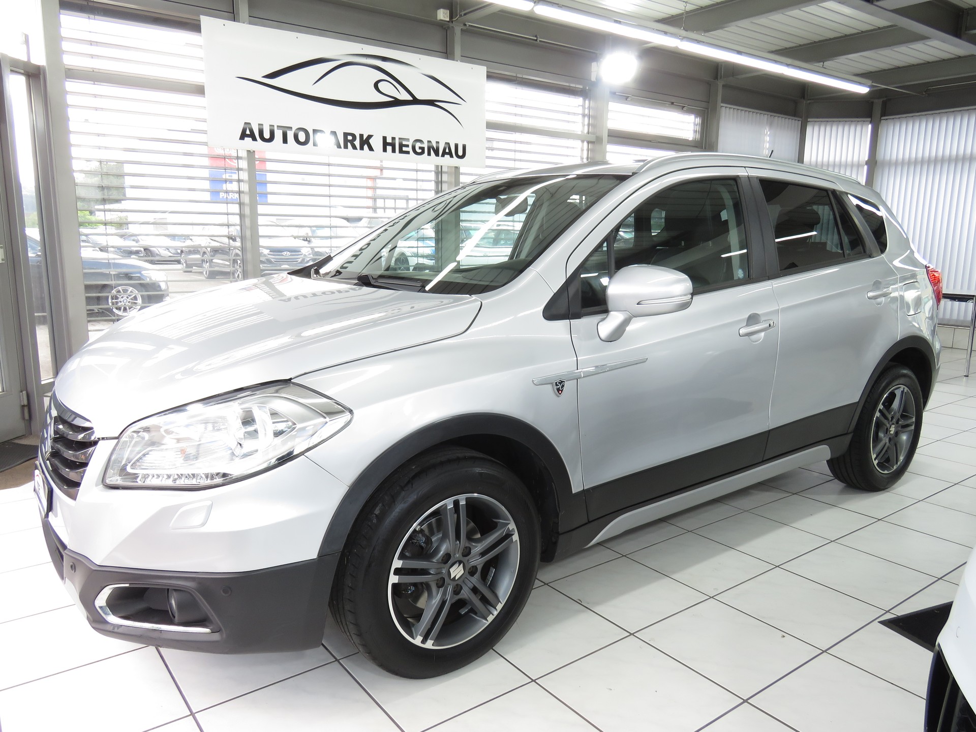 SUZUKI SX4 S-Cross 1.6 16V PizSulai 4WD CVT7 (Automat)