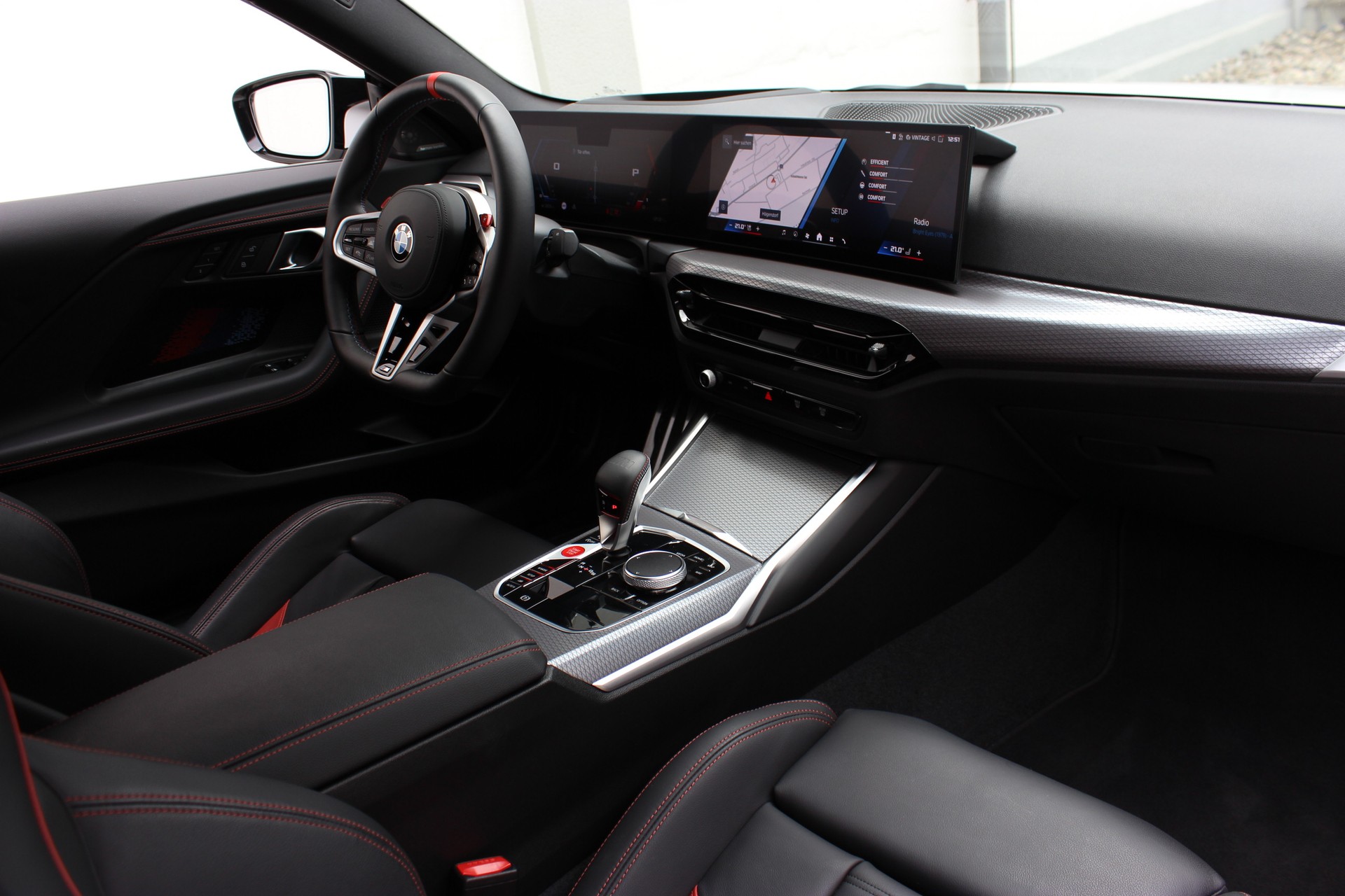 BMW M2 *LCI*-showroom-element-1