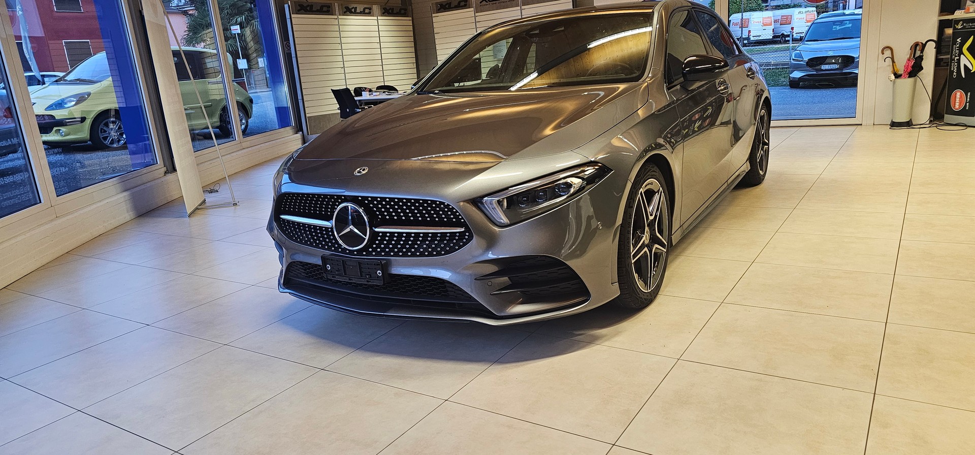 MERCEDES-BENZ A 200 4Matic AMG Line 8G-DCT-image-5