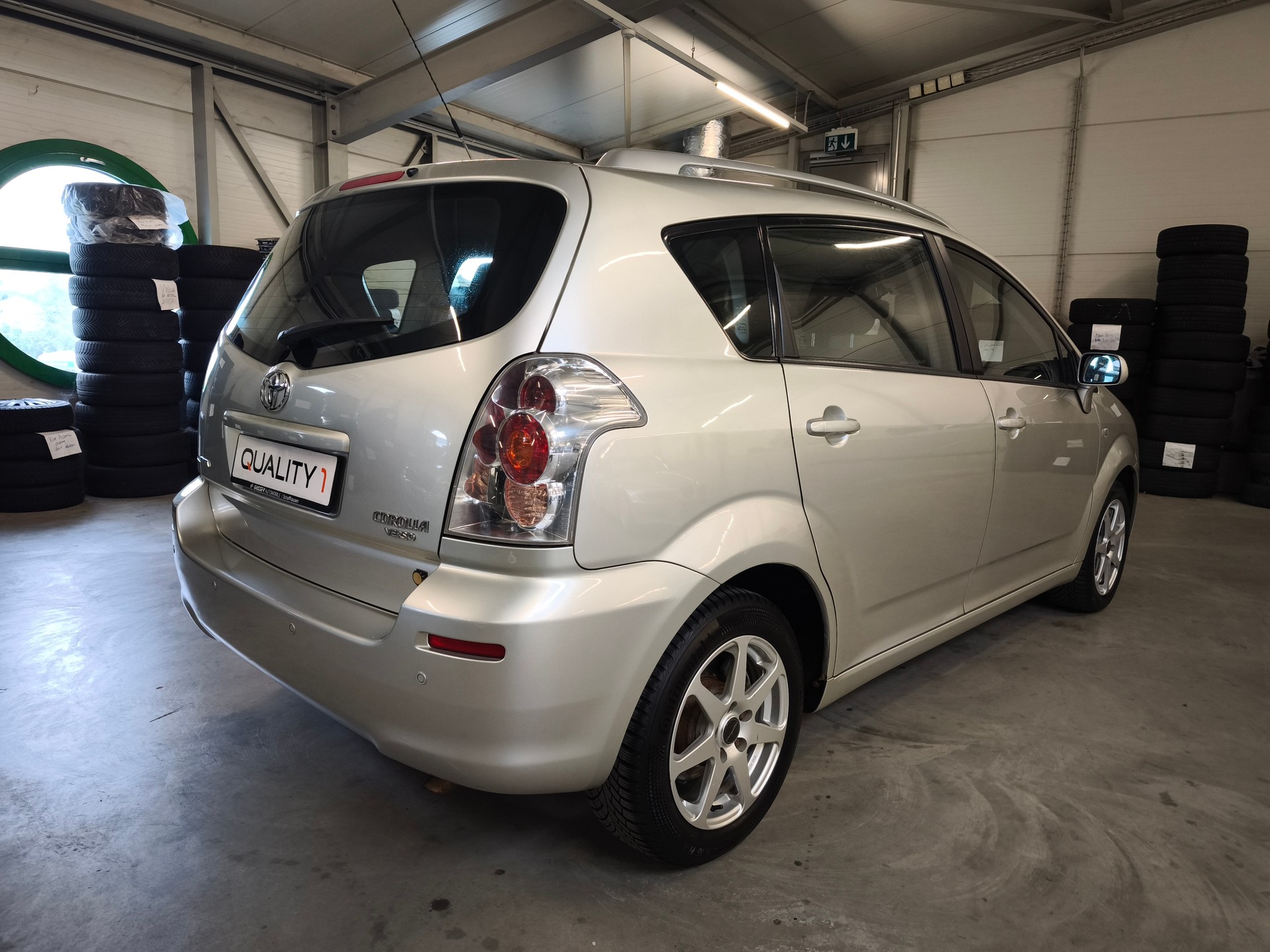 TOYOTA Corolla Verso 1.8 Linea Sol-image-2