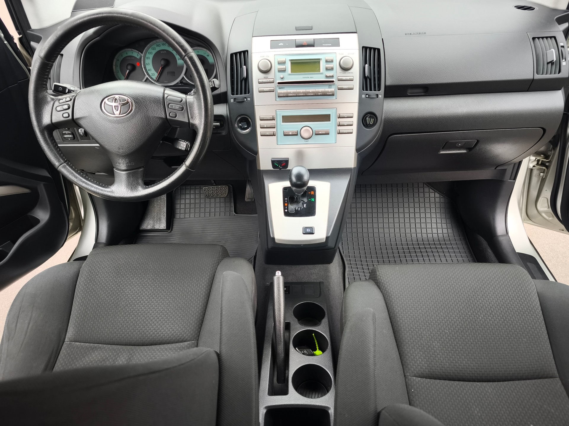 TOYOTA Corolla Verso 1.8 Linea Sol-image-9