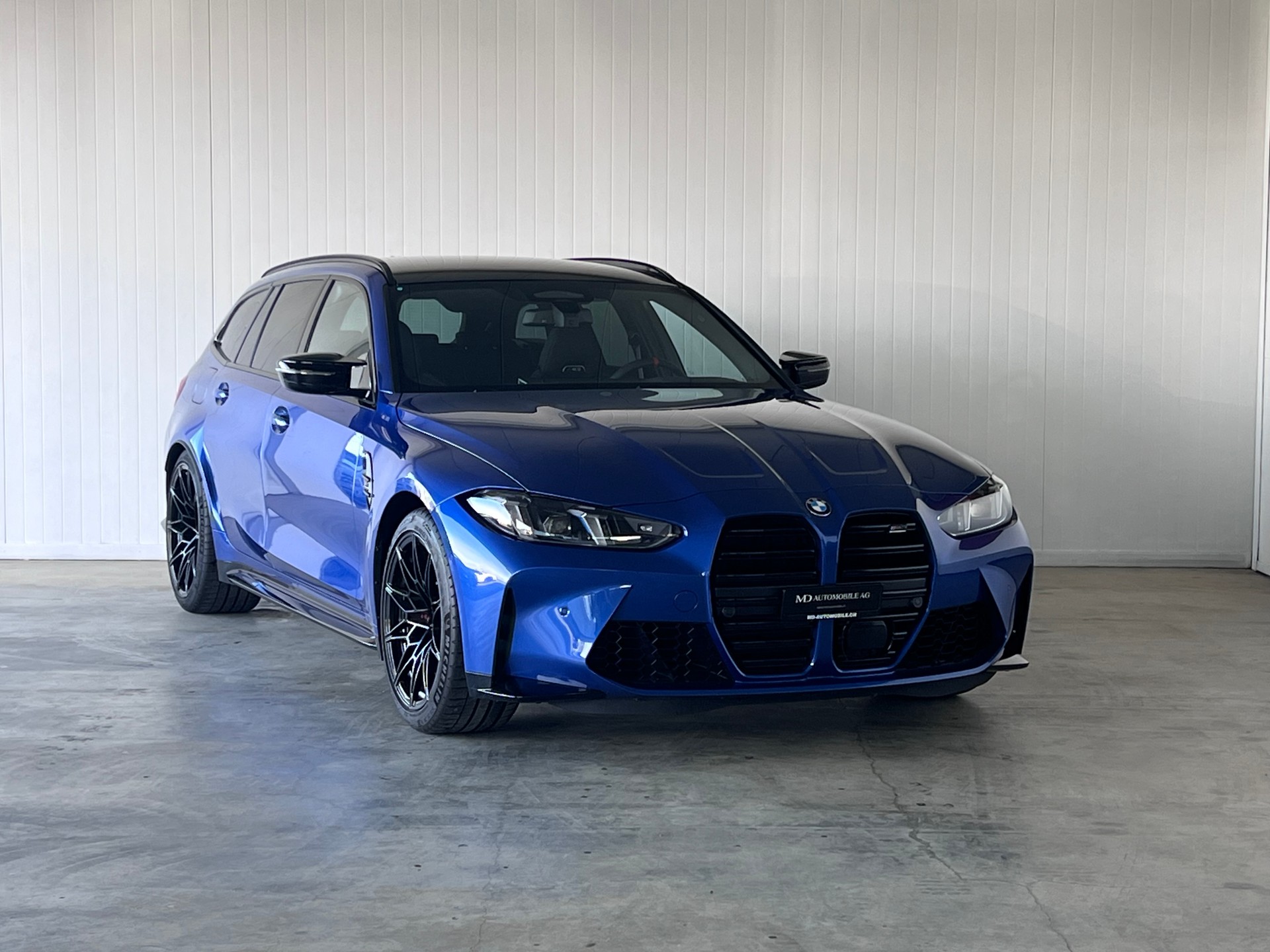 BMW M3 Touring xDrive Competition M *Facelift - LCI 530PS*-showroom-element-2