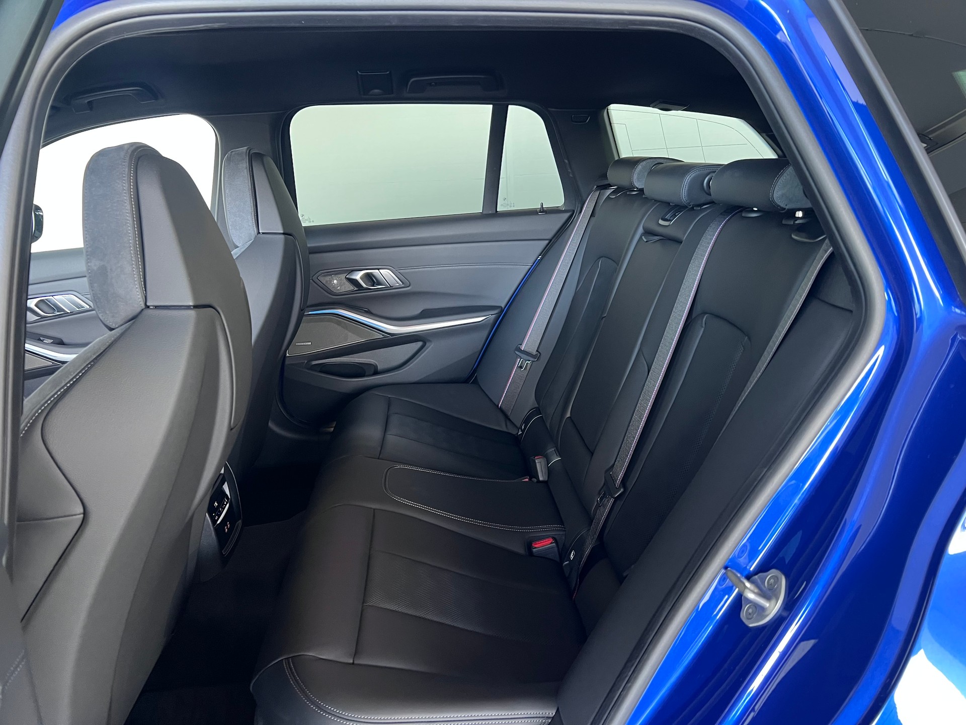 BMW M3 Touring xDrive Competition M *Facelift - LCI 530PS*-image-11