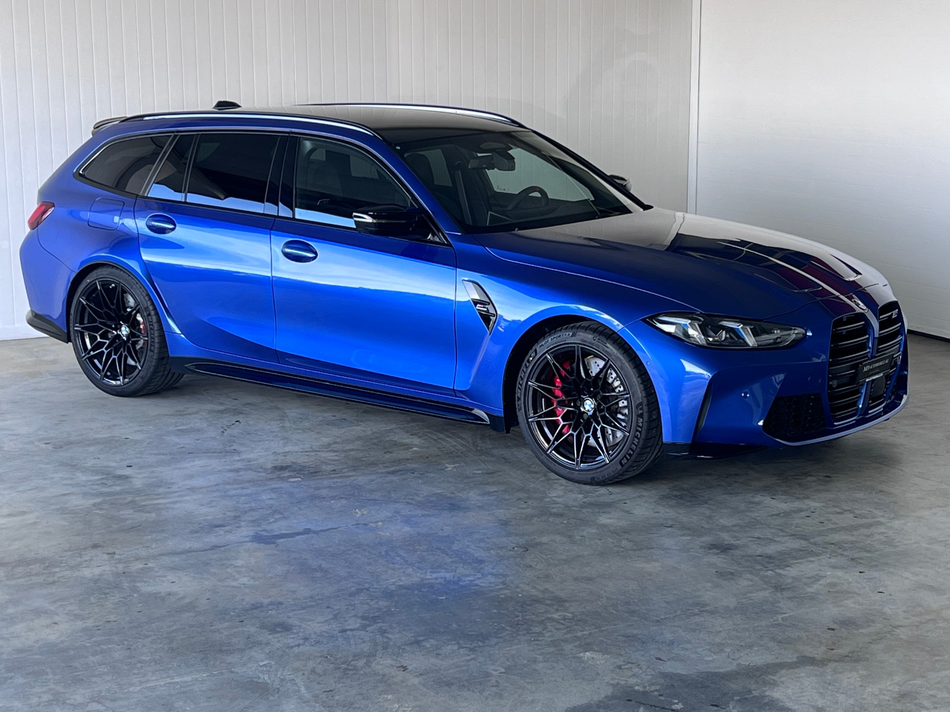 BMW M3 Touring xDrive Competition M *Facelift - LCI 530PS*-showroom-element-1