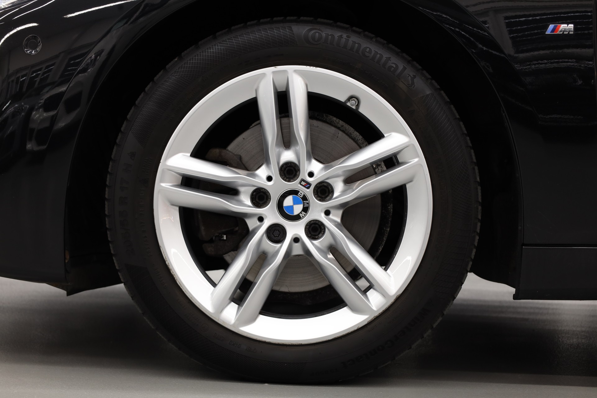 BMW 220d xDrive Active Tourer-image-11