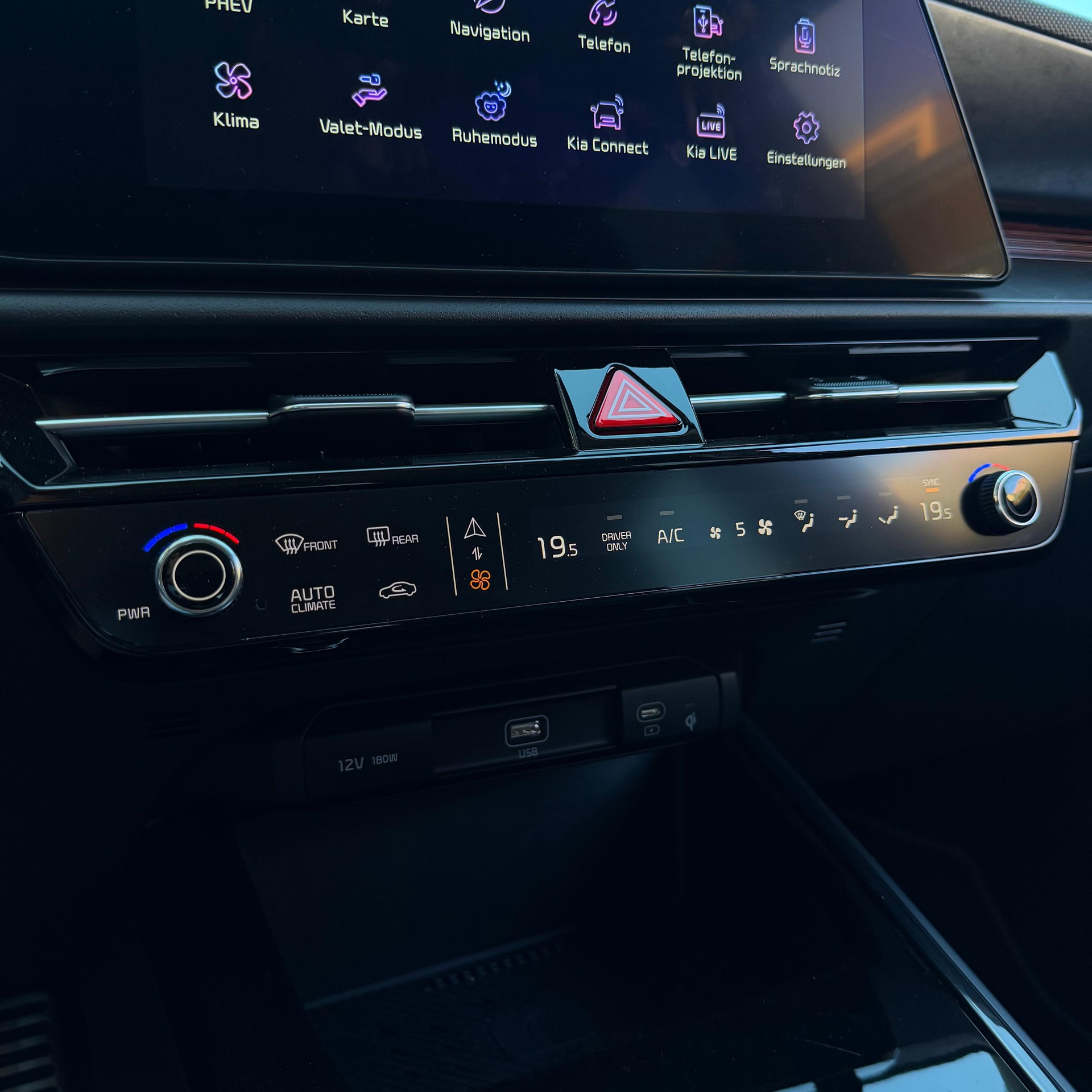 KIA Niro 1.6 GDi Plug-in Hybrid Style-image-8