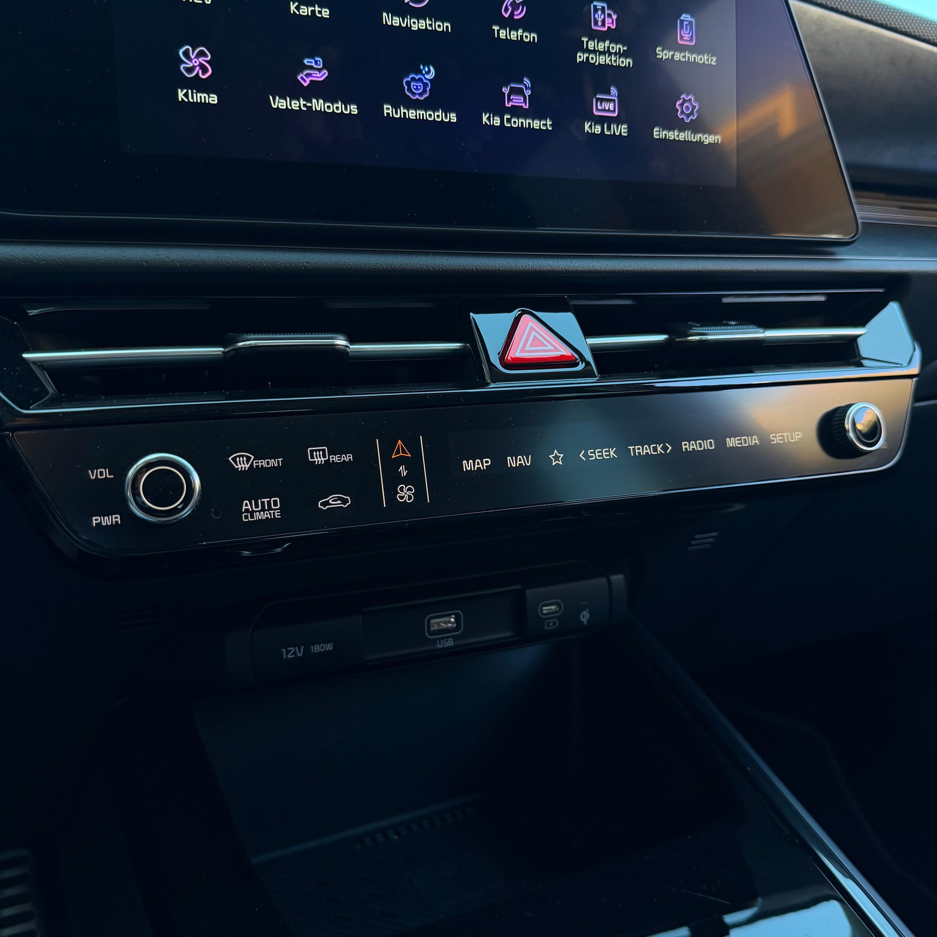 KIA Niro 1.6 GDi Plug-in Hybrid Style-image-7