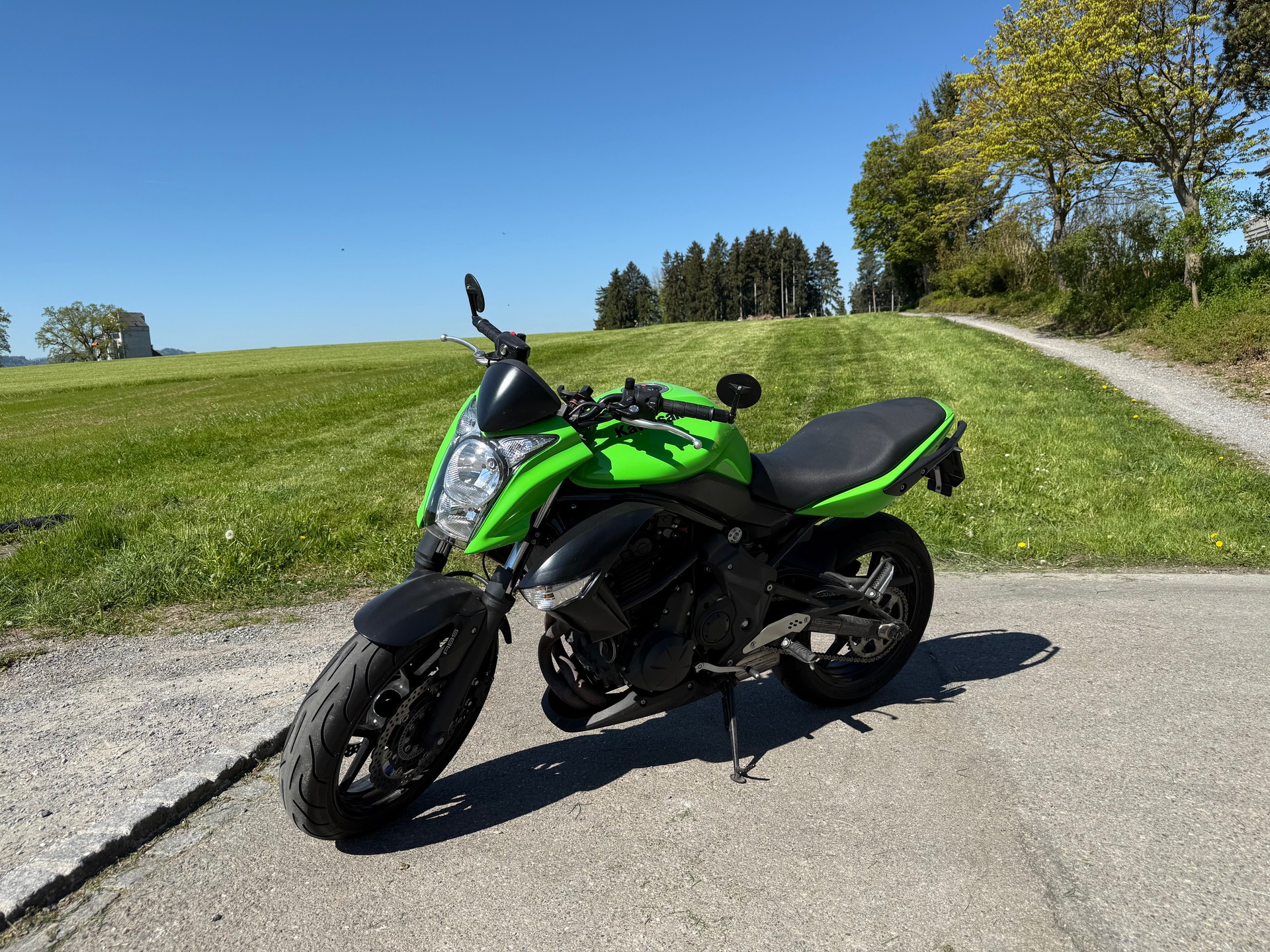 KAWASAKI ER-6 n-image-1