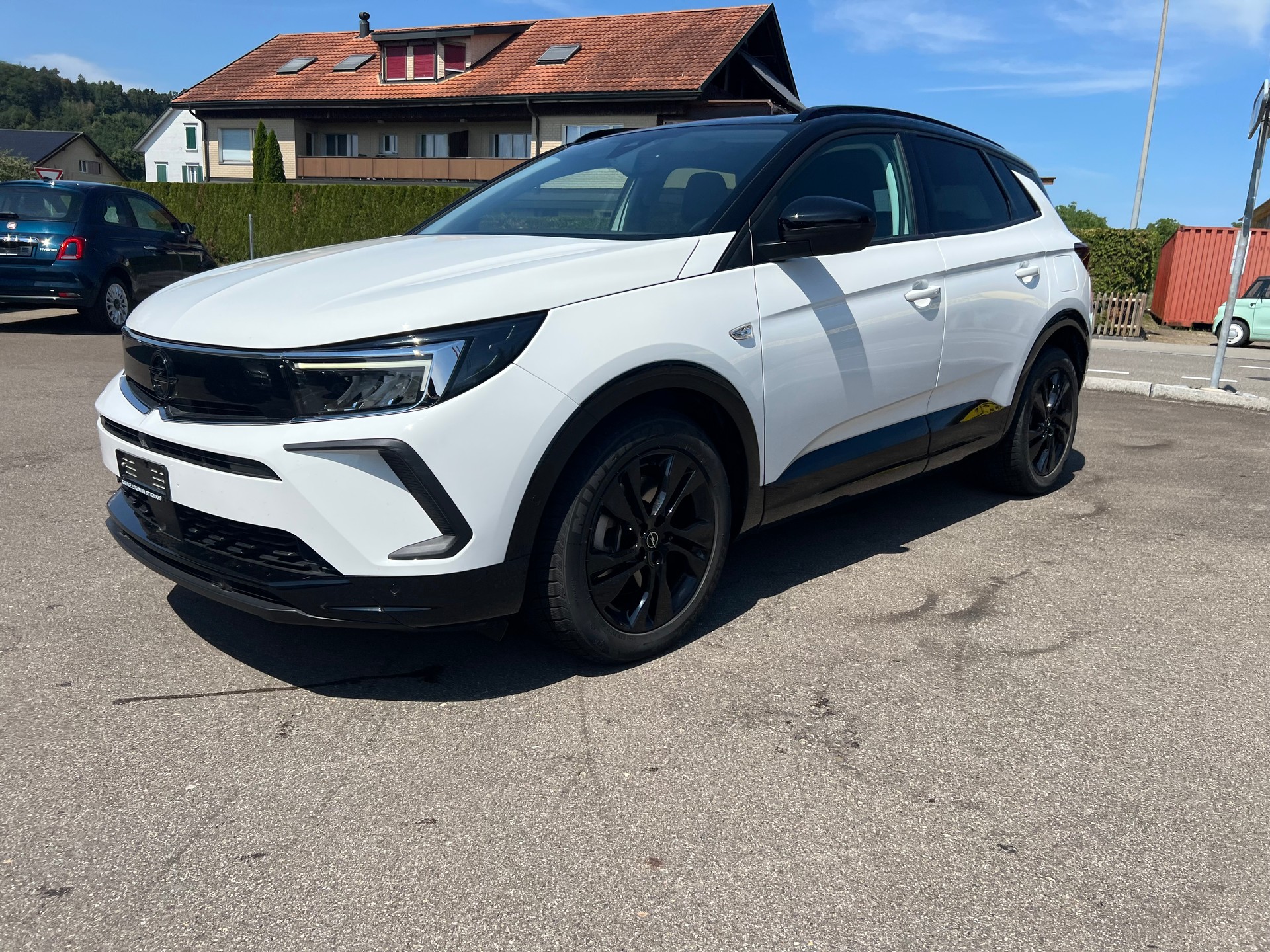 OPEL Grandland 1.6 Hybrid GS Line Automatik-showroom-element-1