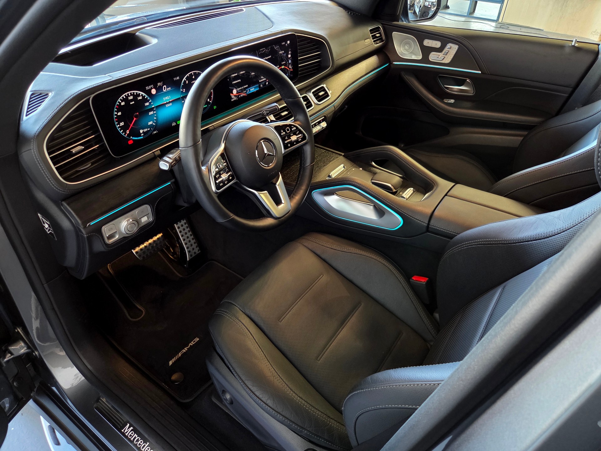 MERCEDES-BENZ GLE 450 AMG Line 4matic-image-11