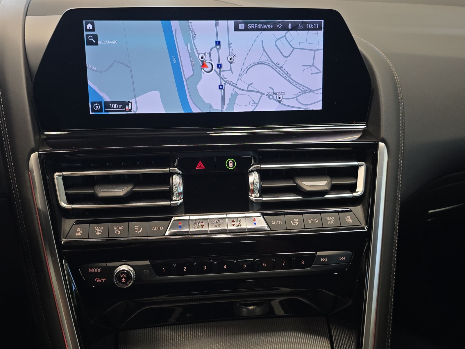 BMW M850i xDrive-image-14