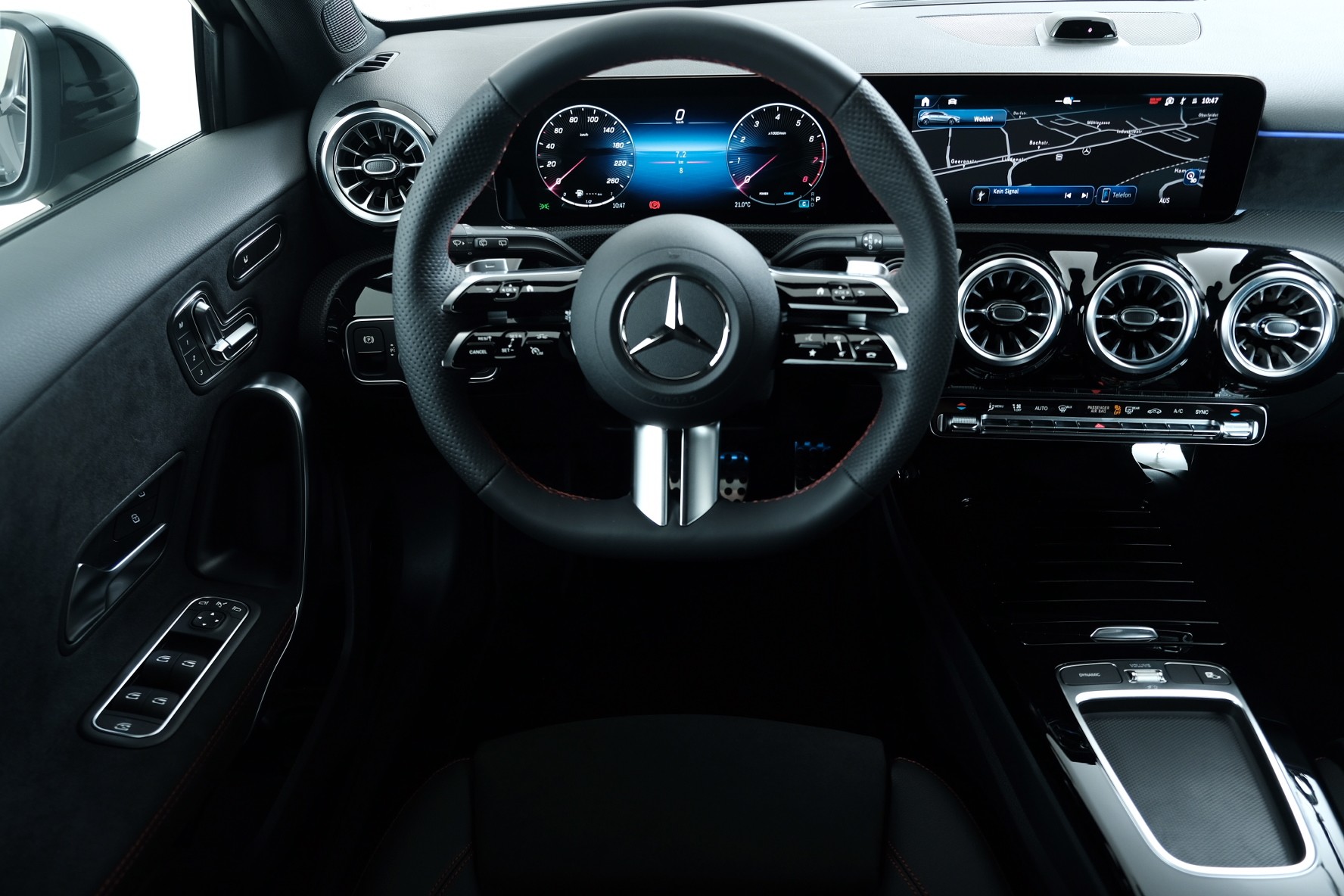 MERCEDES-BENZ A 200 Night Star 7G-DCT-image-6