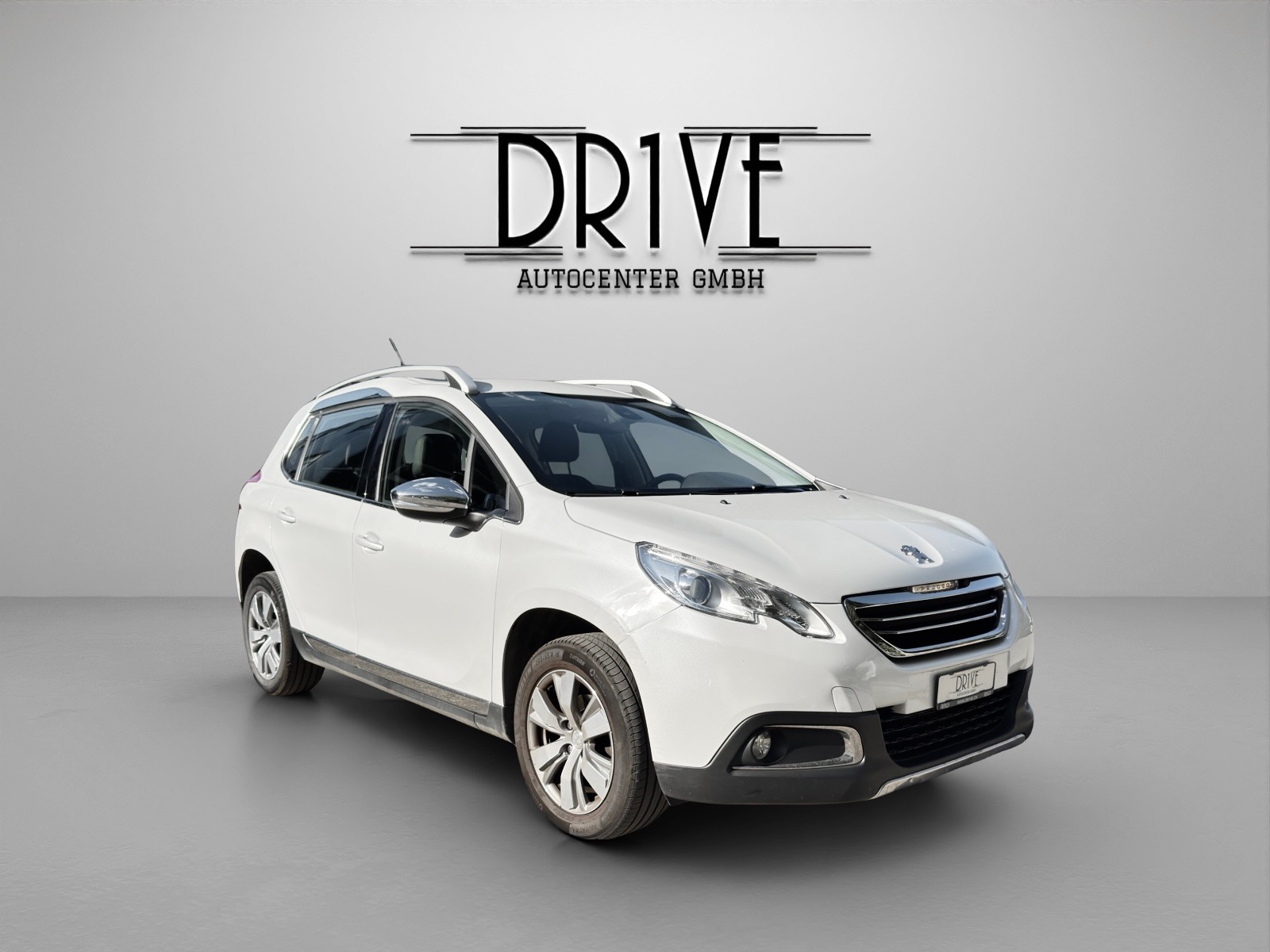 PEUGEOT 2008 1.6 e-HDi Allure EGS6-showroom-element-2