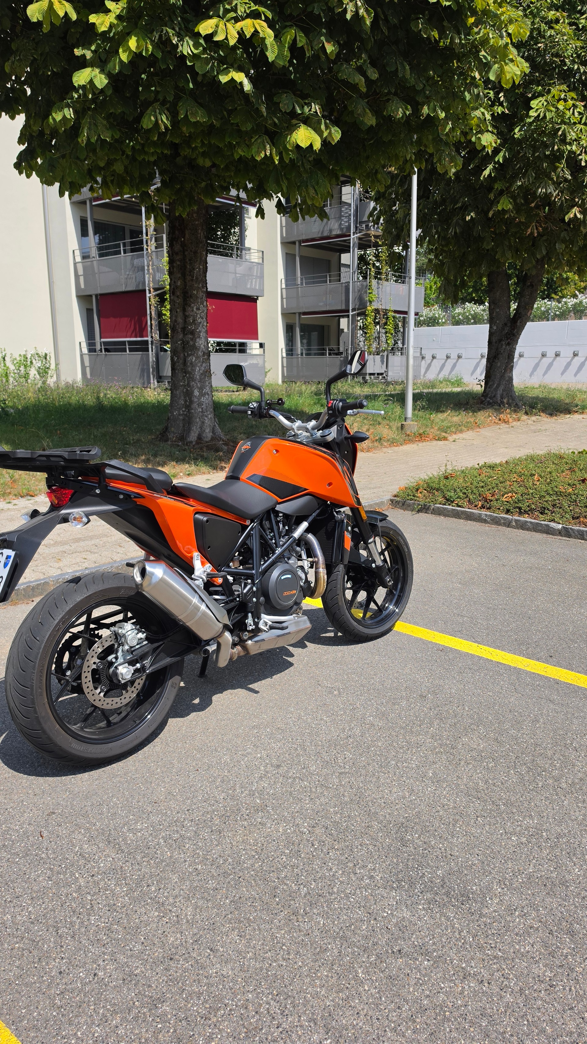 KTM 690 Duke ABS-image-2