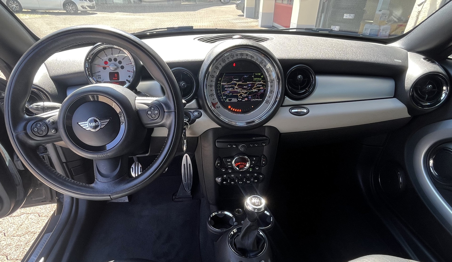 MINI Cooper S Coupé-image-9