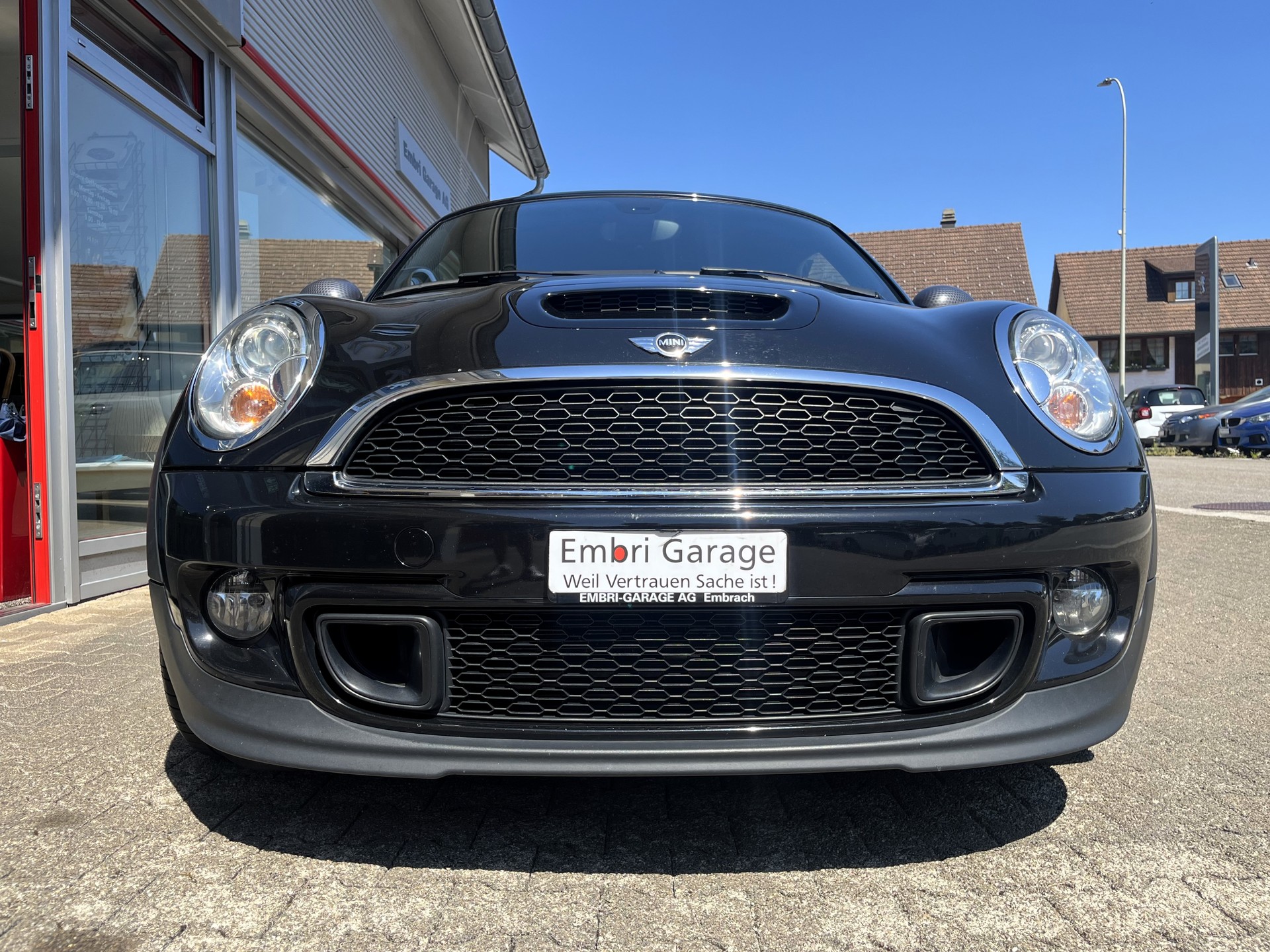 MINI Cooper S Coupé-image-1