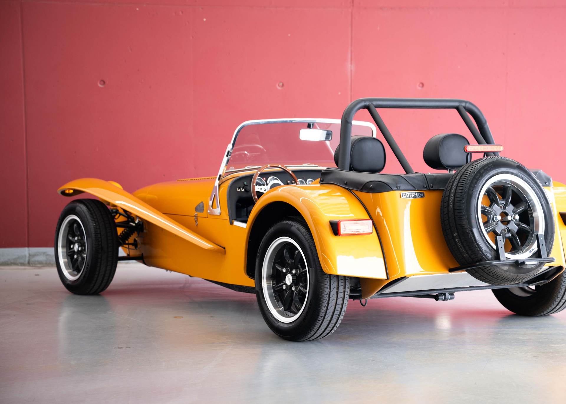 CATERHAM Super Seven 2000 SV (MY26, Swiss new car, Bronze Yellow special paint, 24-month factory warranty, delivery March 27)-image-10