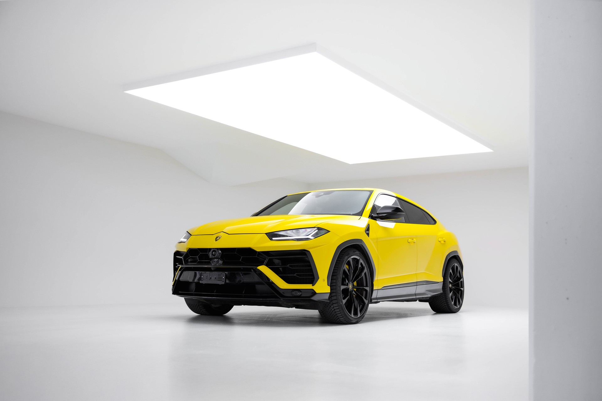 LAMBORGHINI Urus E-Gear