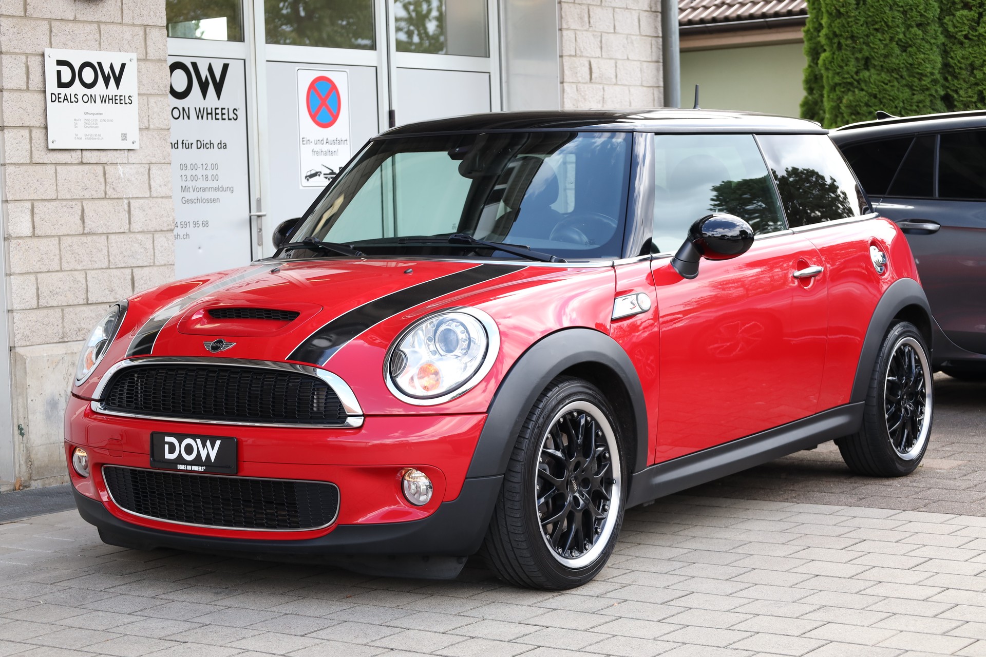 MINI Cooper S Steptronic-showroom-element-2