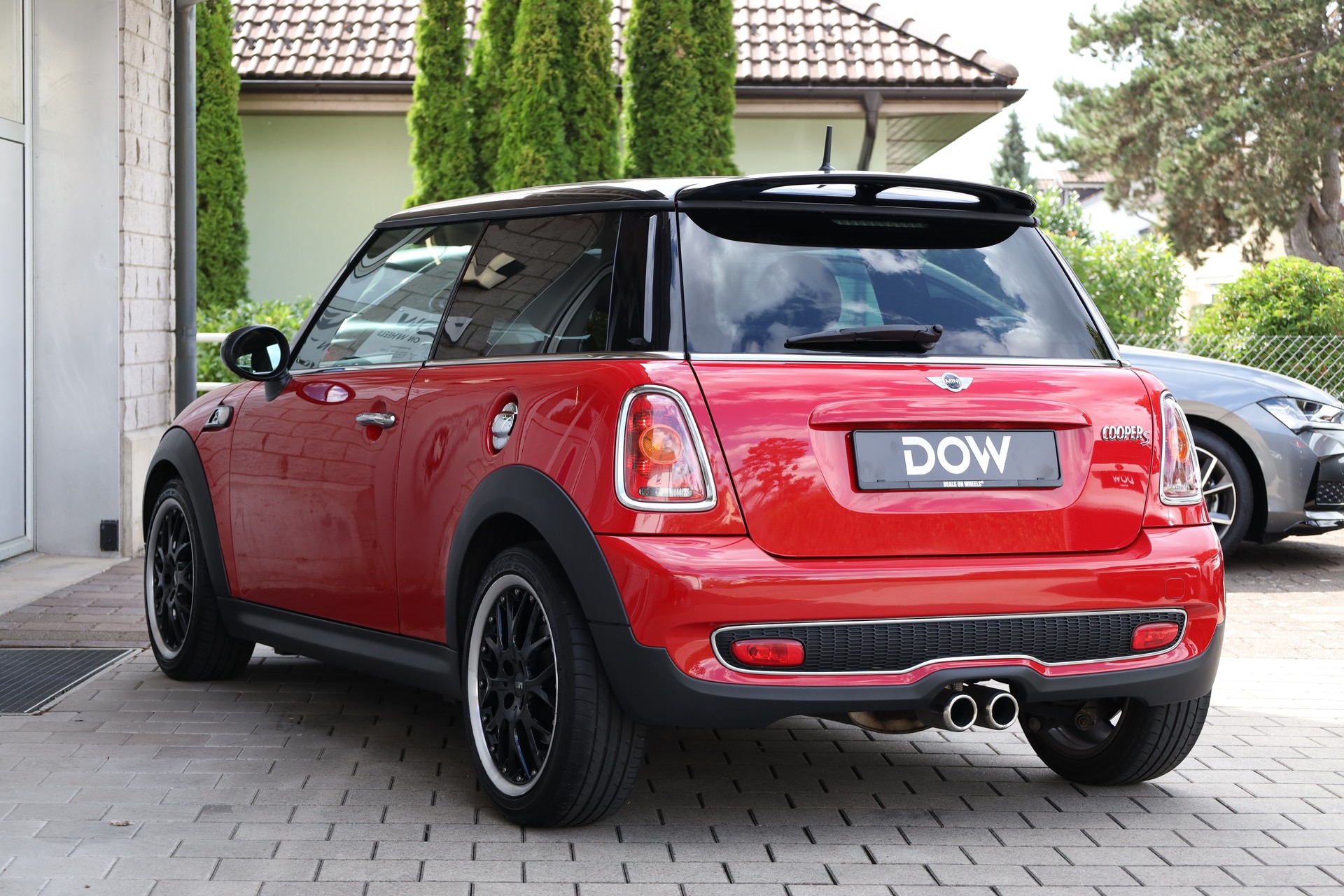 MINI Cooper S Steptronic-showroom-element-3