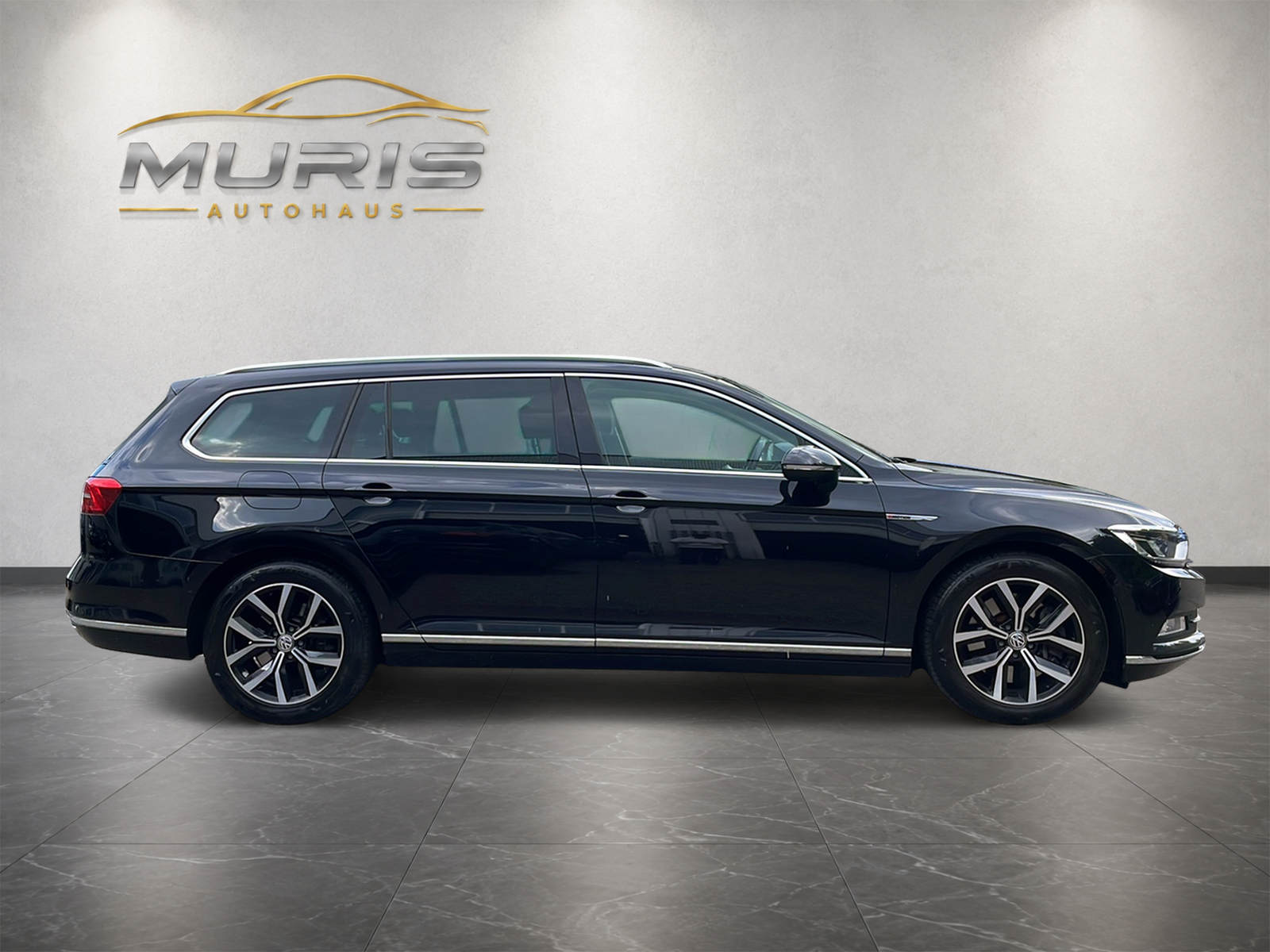 VW Passat Variant 2.0 TDI BMT High. DSG 4Motion-image-5