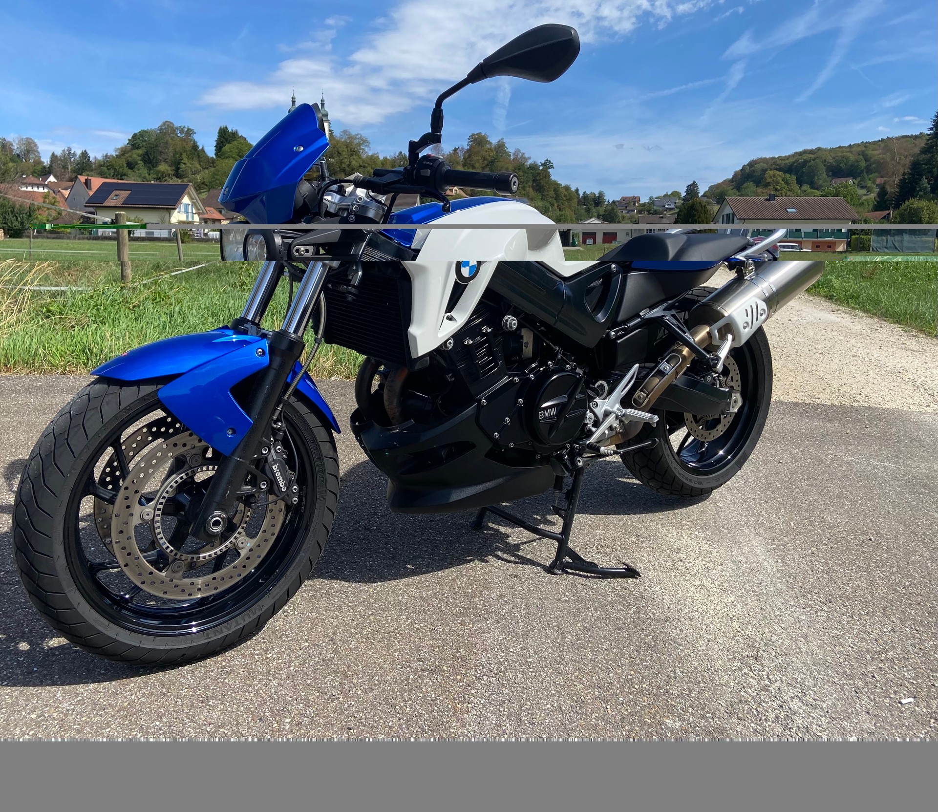 BMW F 800 R-showroom-element-1