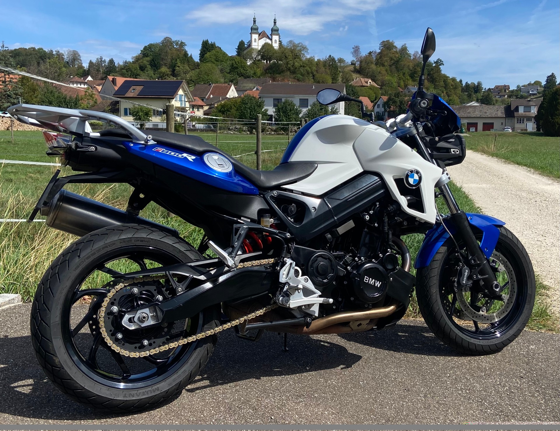 BMW F 800 R-showroom-element-2