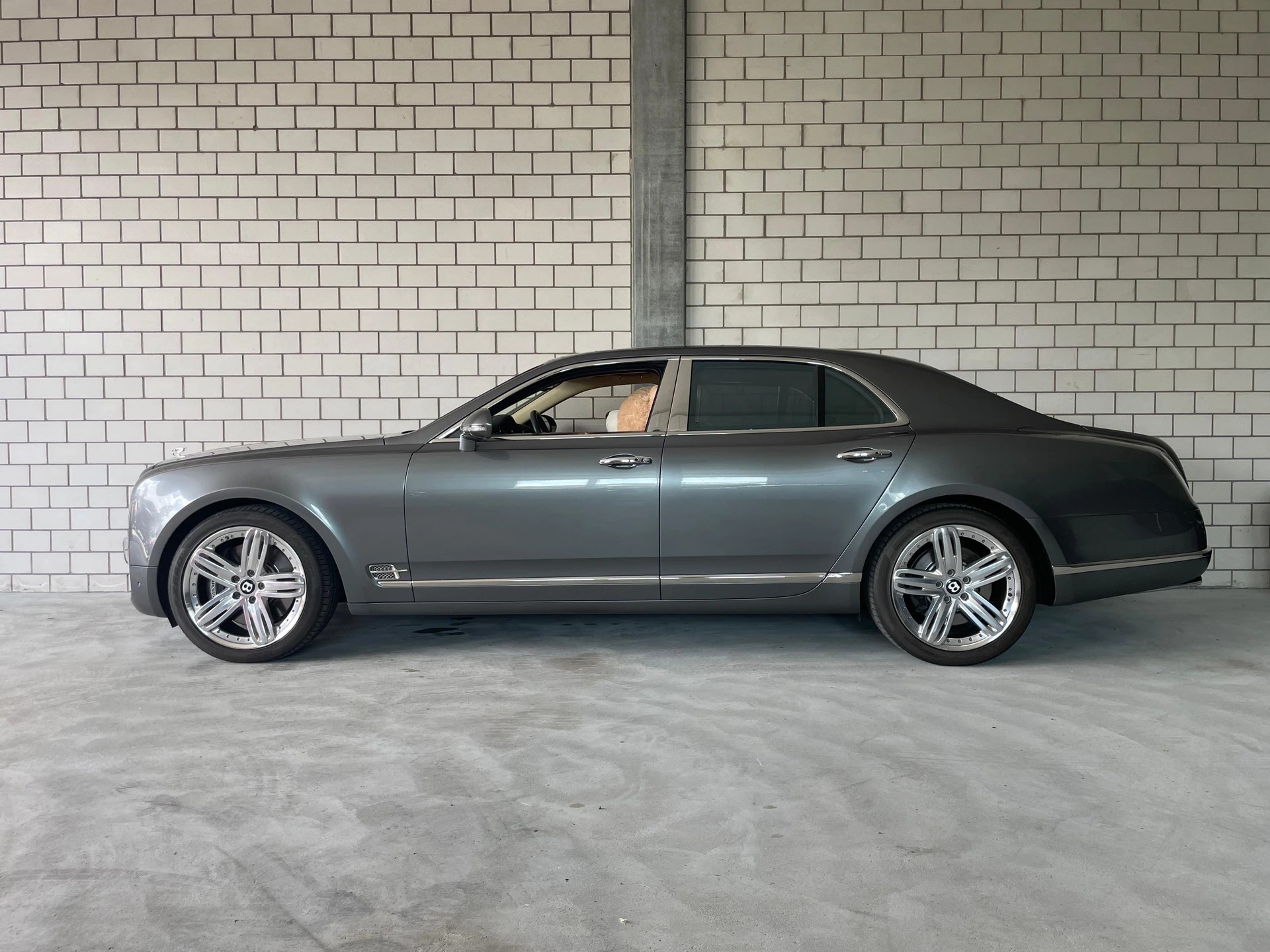 BENTLEY Mulsanne