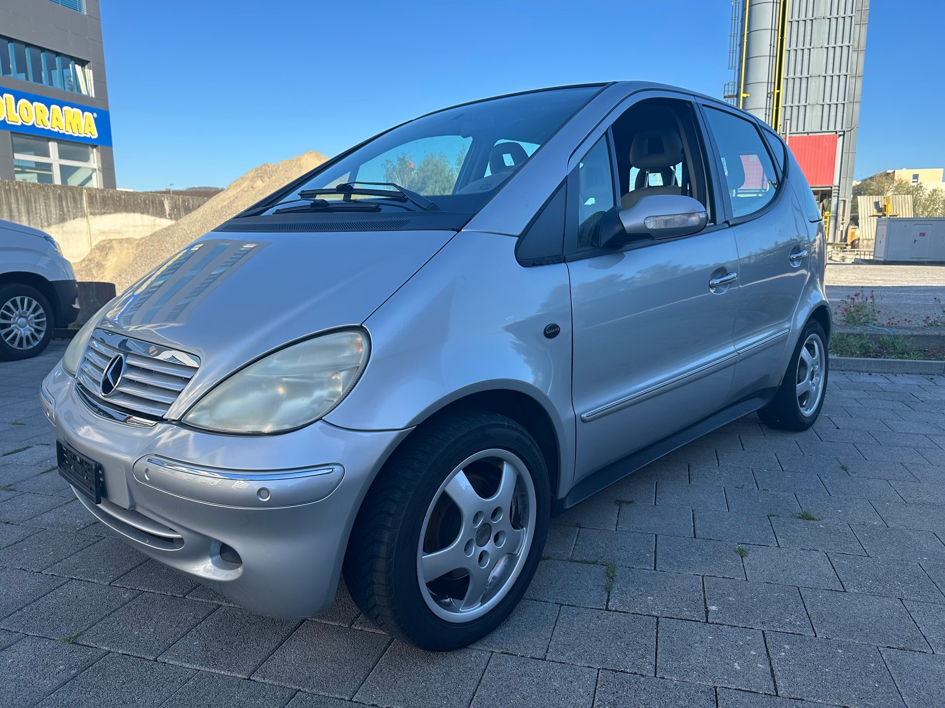 MERCEDES-BENZ A 160 Avantgarde-image-1