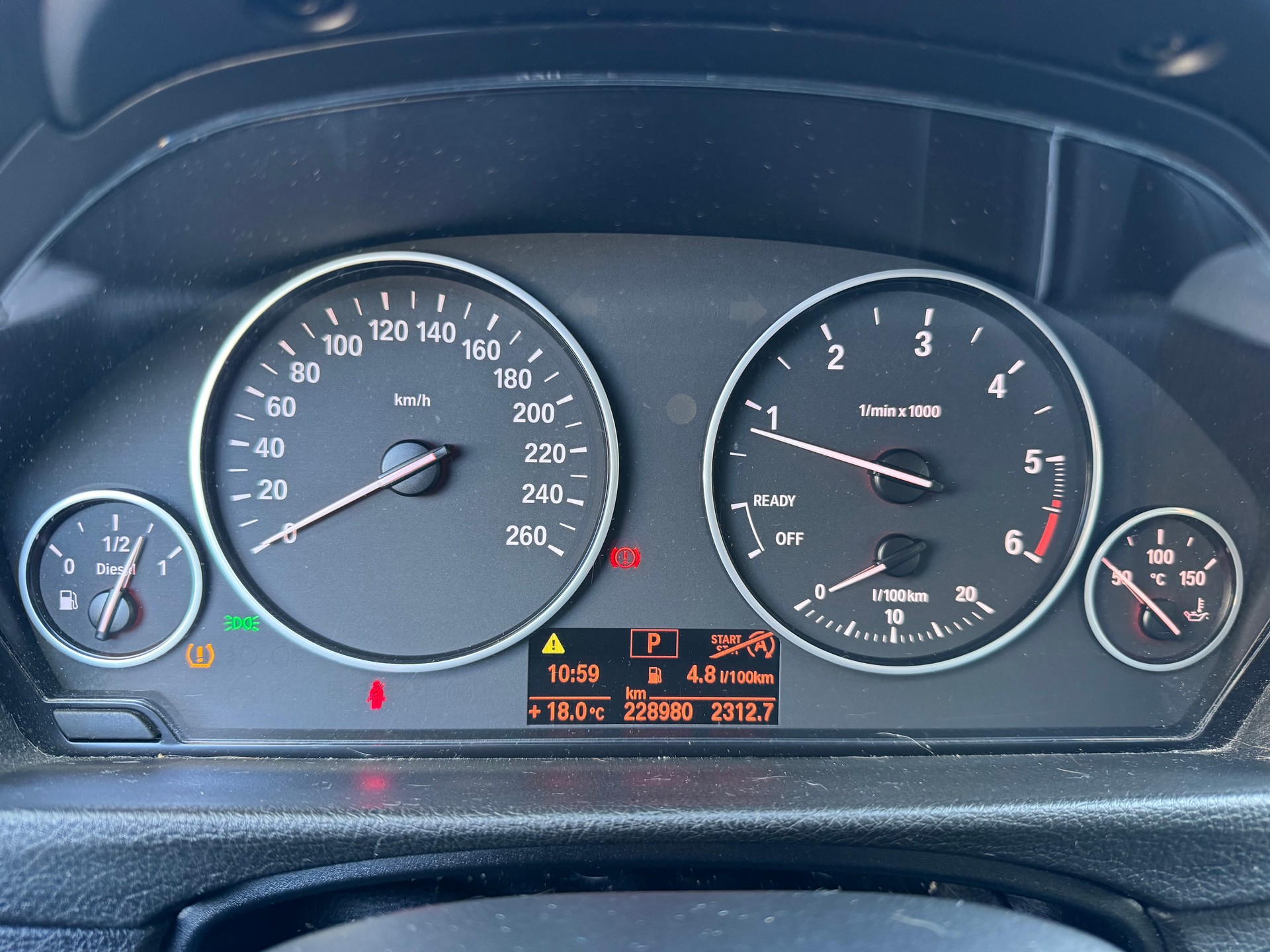 BMW 316d Touring Business Steptronic-image-12