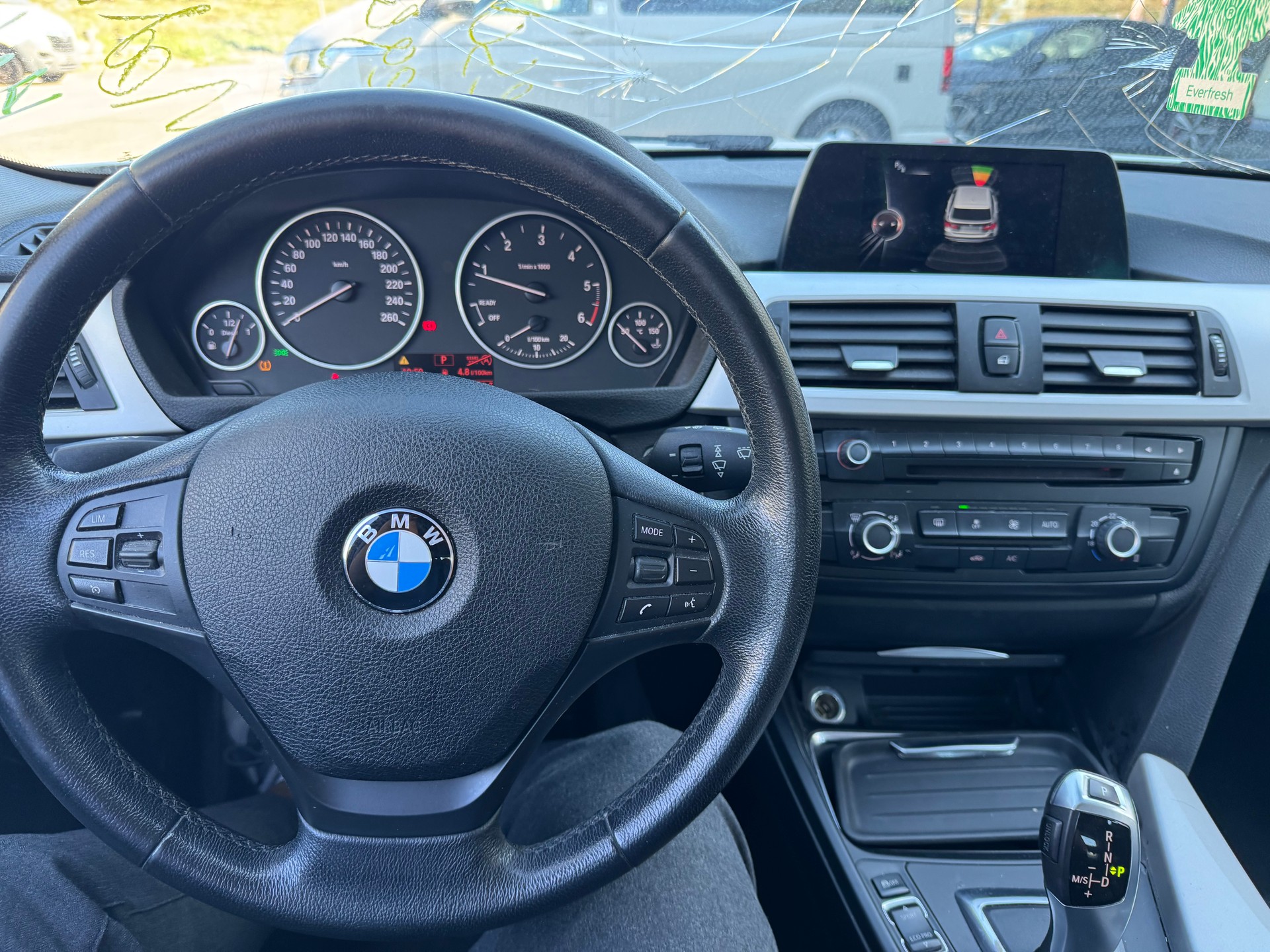 BMW 316d Touring Business Steptronic-image-13