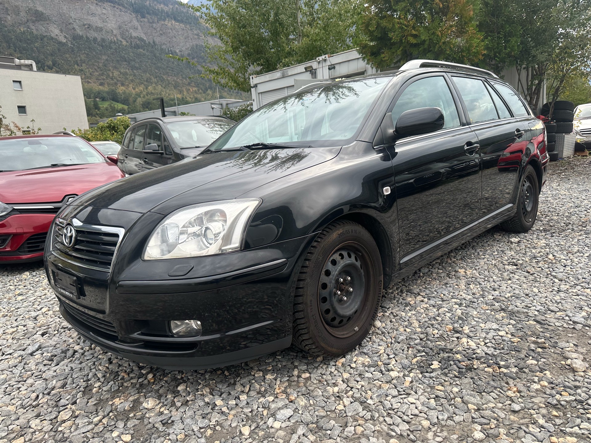 TOYOTA Avensis 2.0 D4 VVT-i Linea Sol Sportswagon-image-3