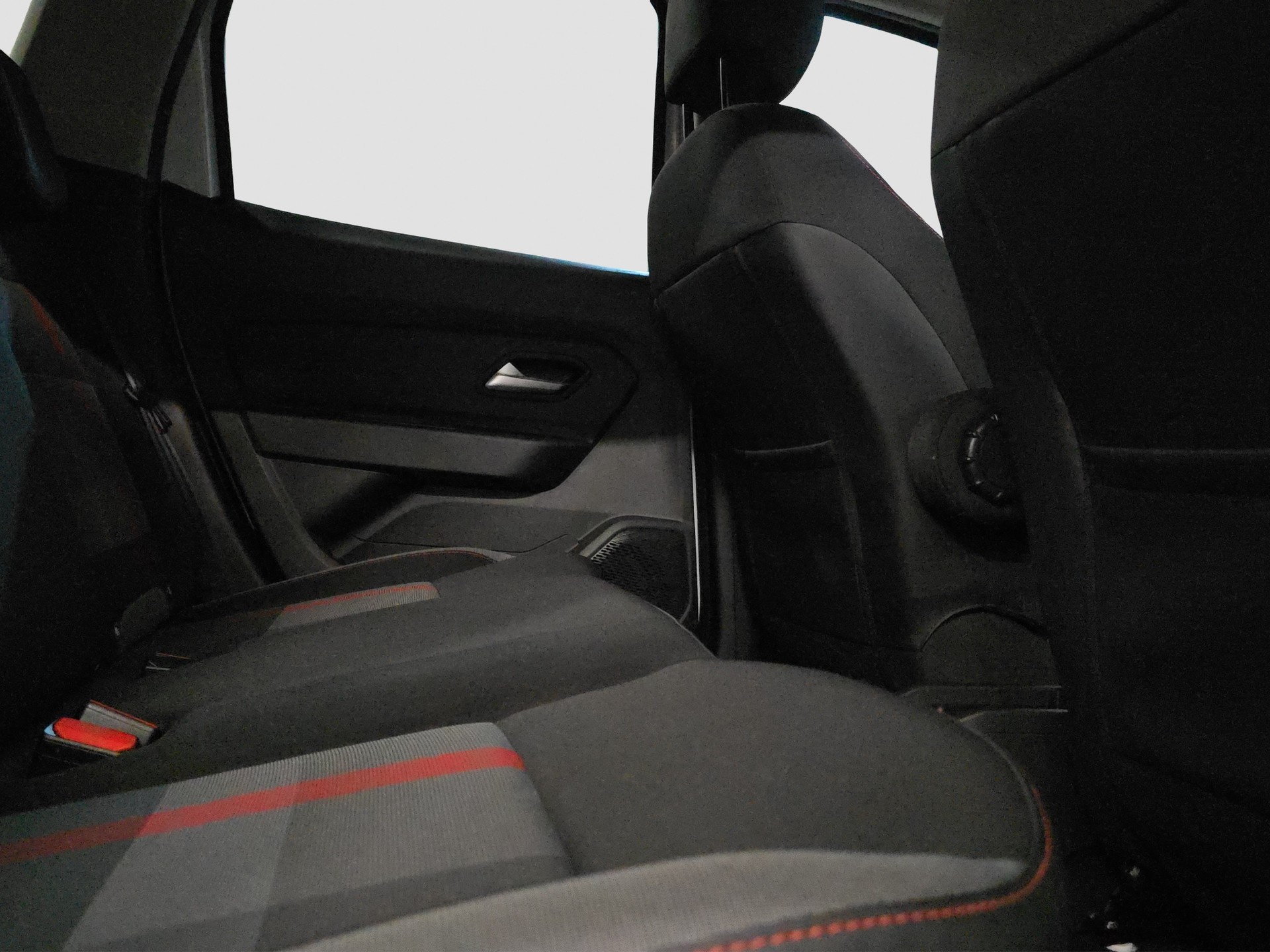DACIA Duster TCe 150 Ultimate 4x2-image-14