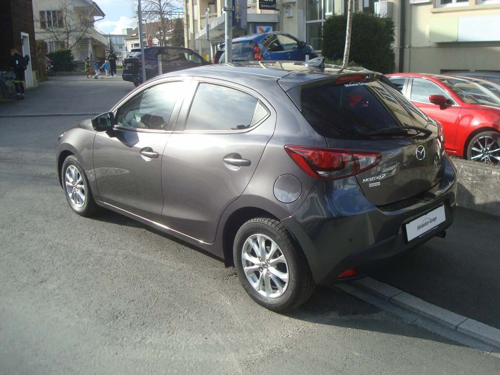 MAZDA 2 1.5 90 Ambition Plus-image-5