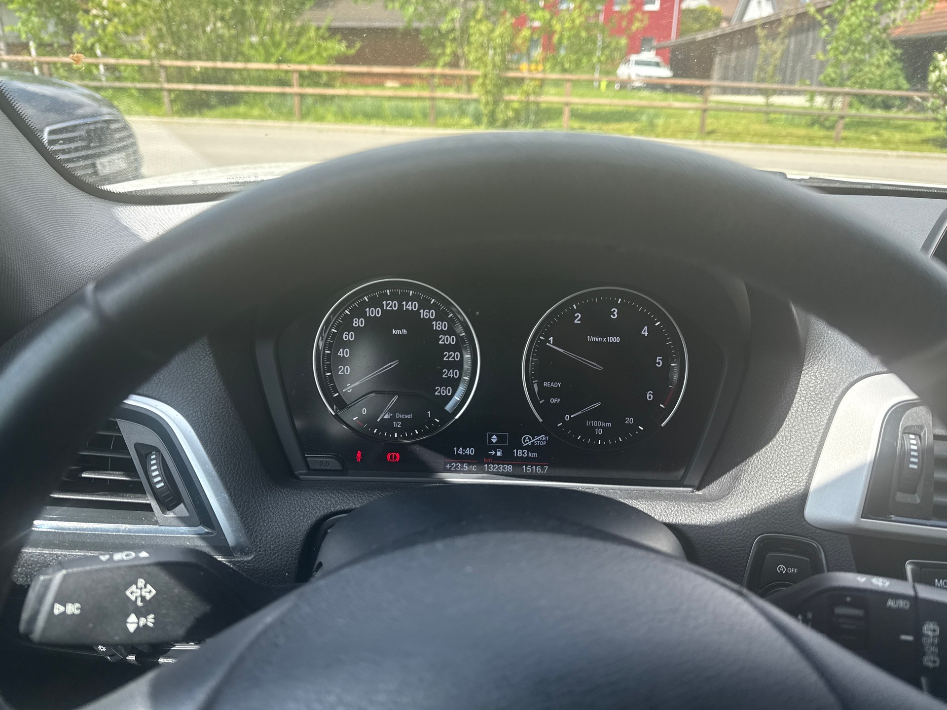 BMW 114d Business-image-12