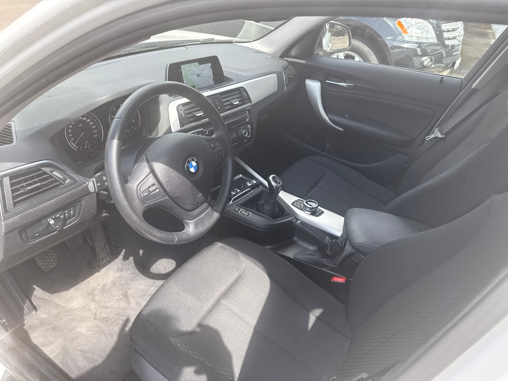 BMW 114d Business-image-7